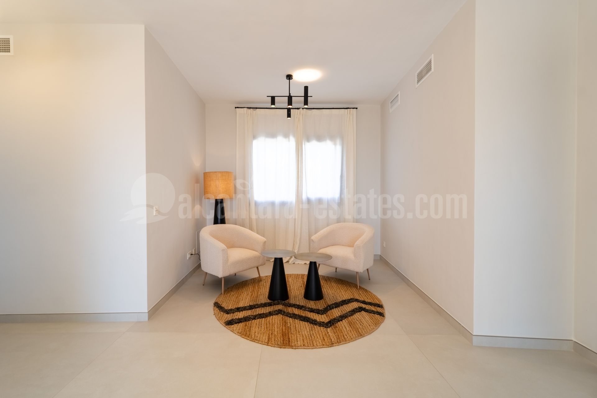 Villa in El Rosario, Marbella