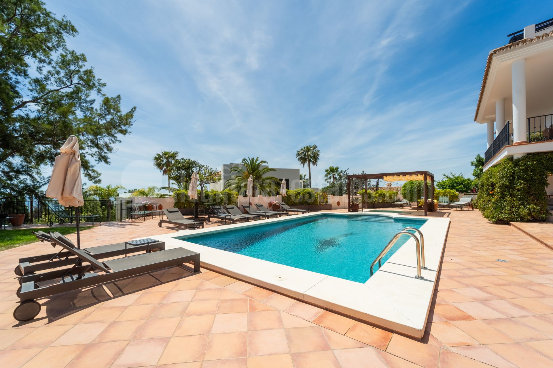 Villa in El Rosario, Marbella