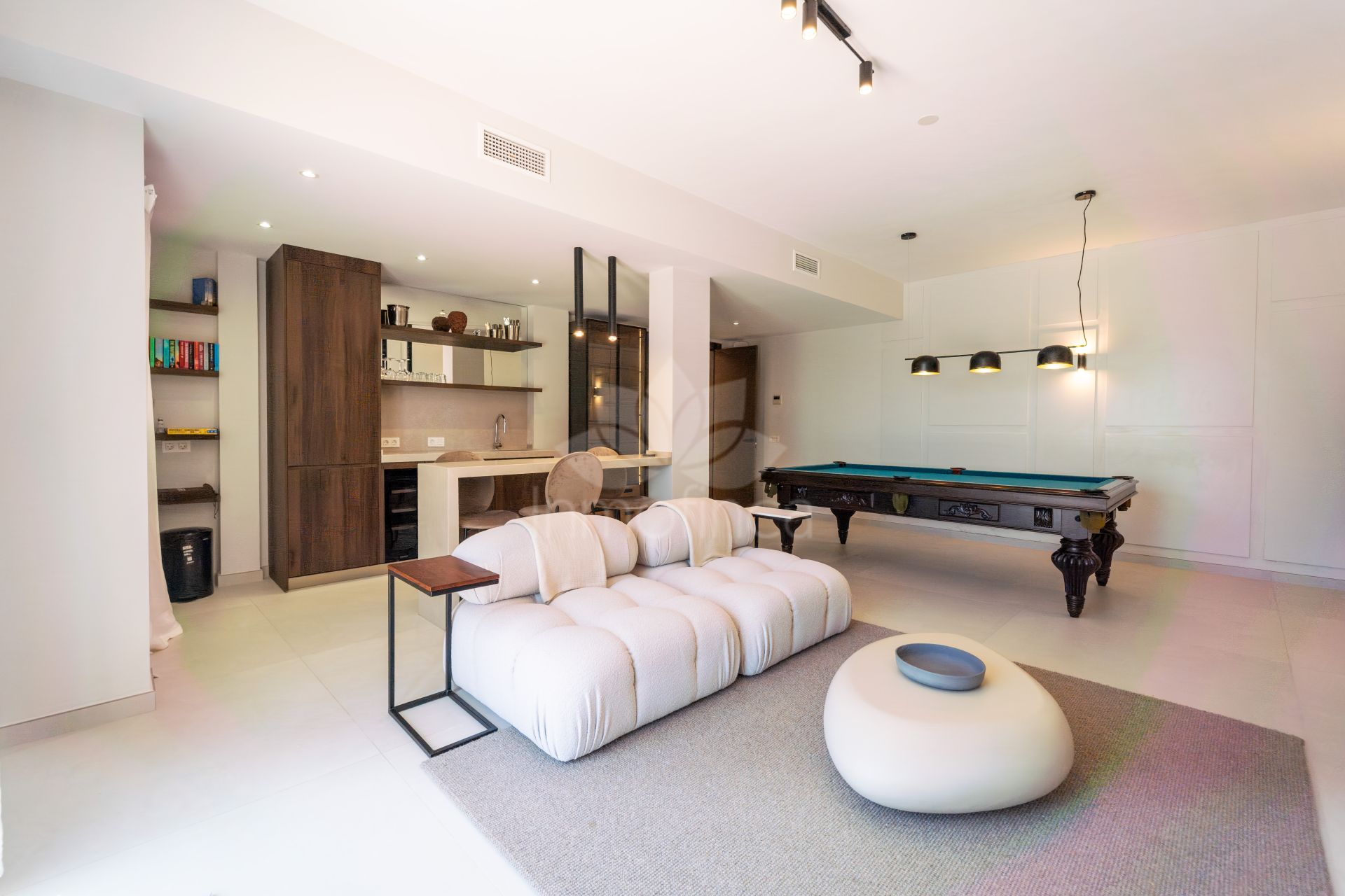 Villa en El Rosario, Marbella