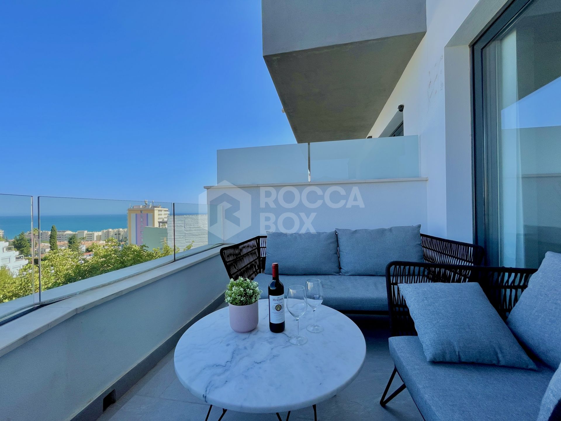 Exquisite Townhouse with Panoramic Views in Torreblanca, Fuengirola