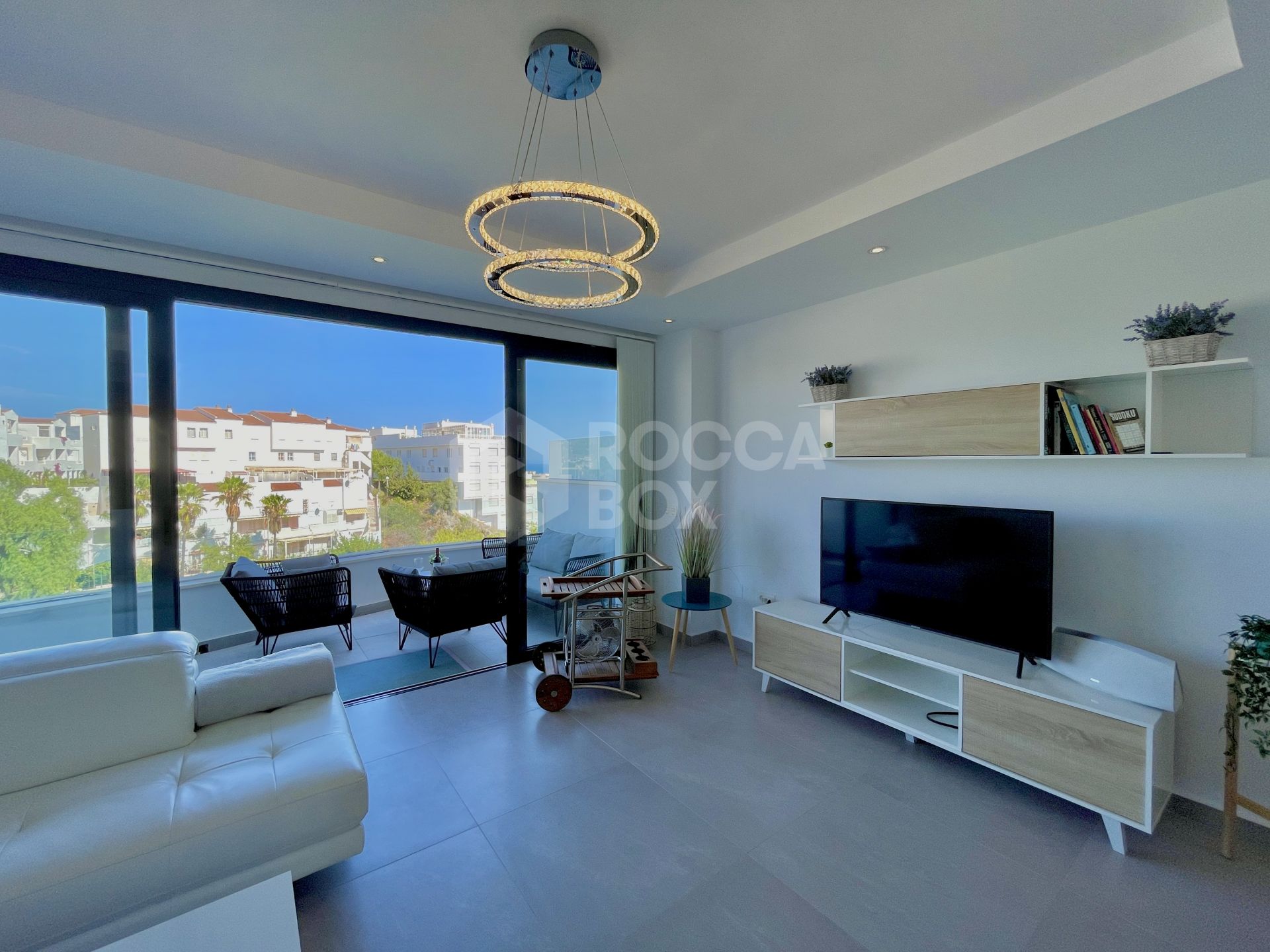 Exquisite Townhouse with Panoramic Views in Torreblanca, Fuengirola