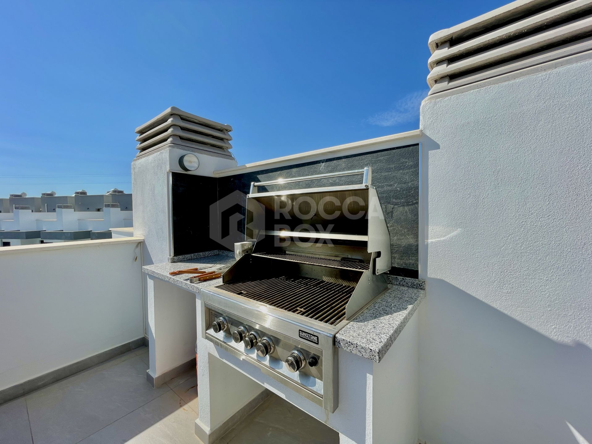 Exquisite Townhouse with Panoramic Views in Torreblanca, Fuengirola