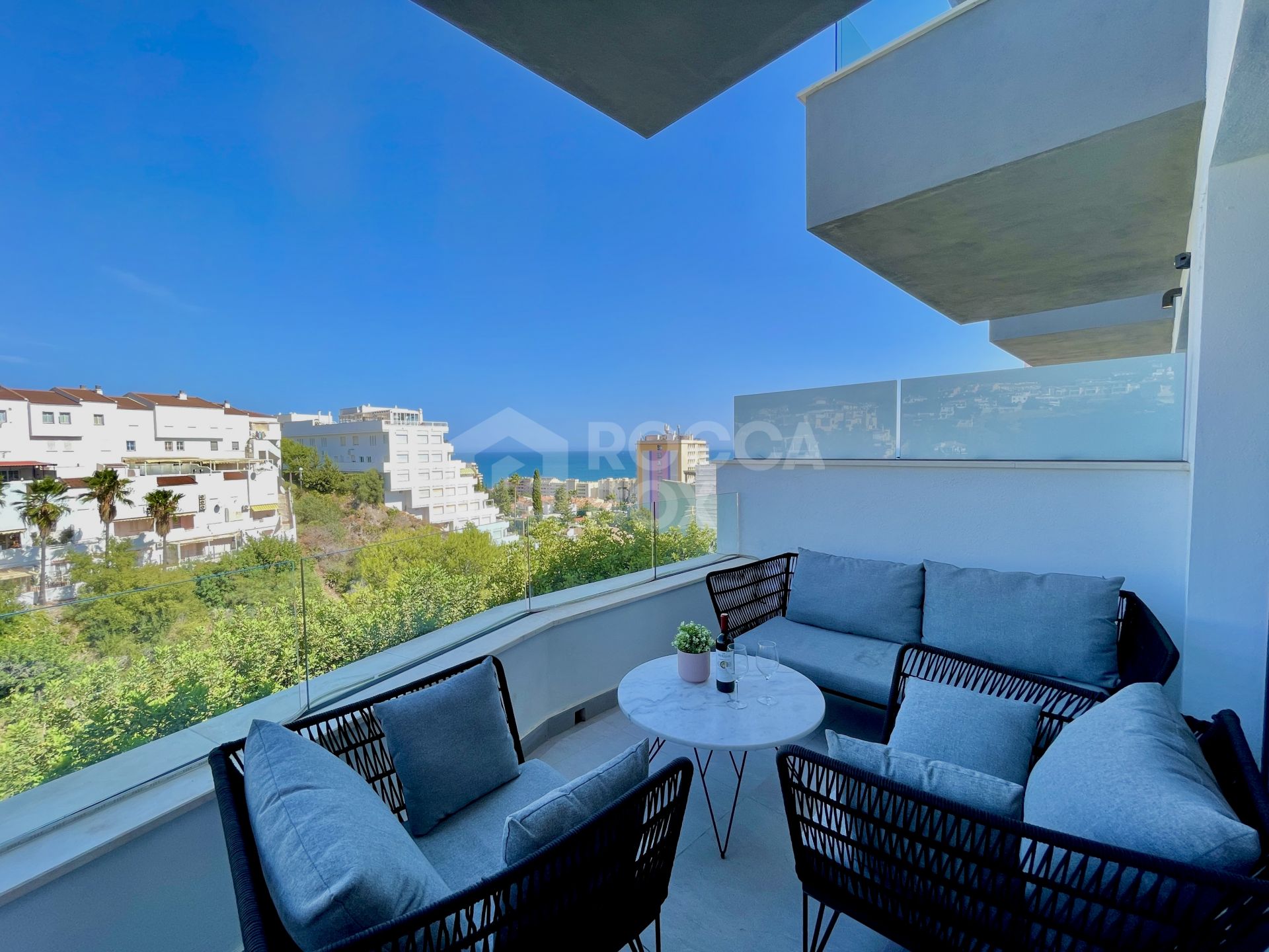 Exquisite Townhouse with Panoramic Views in Torreblanca, Fuengirola