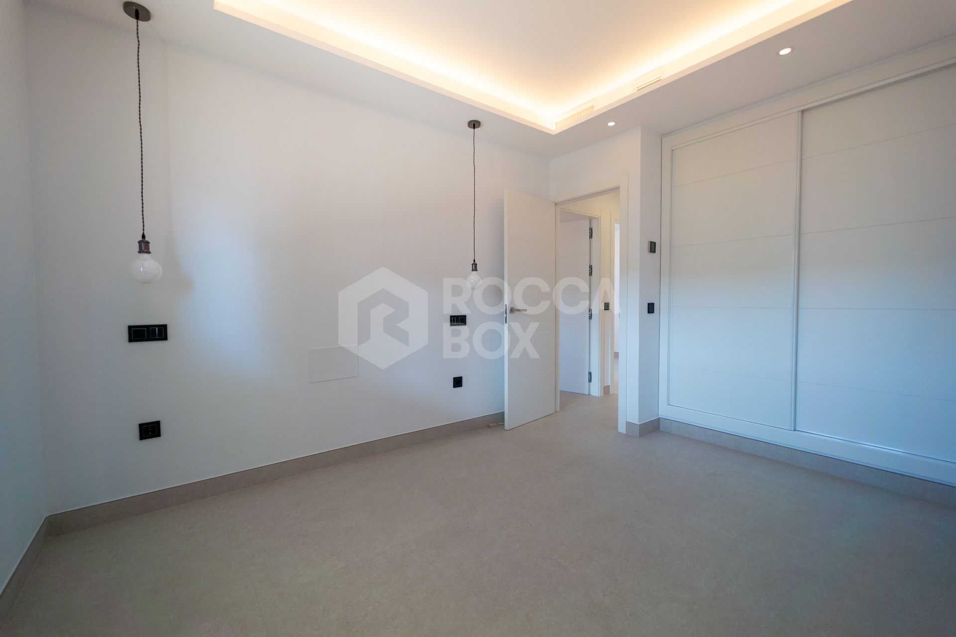Villa for sale in El Coto, Mijas Costa