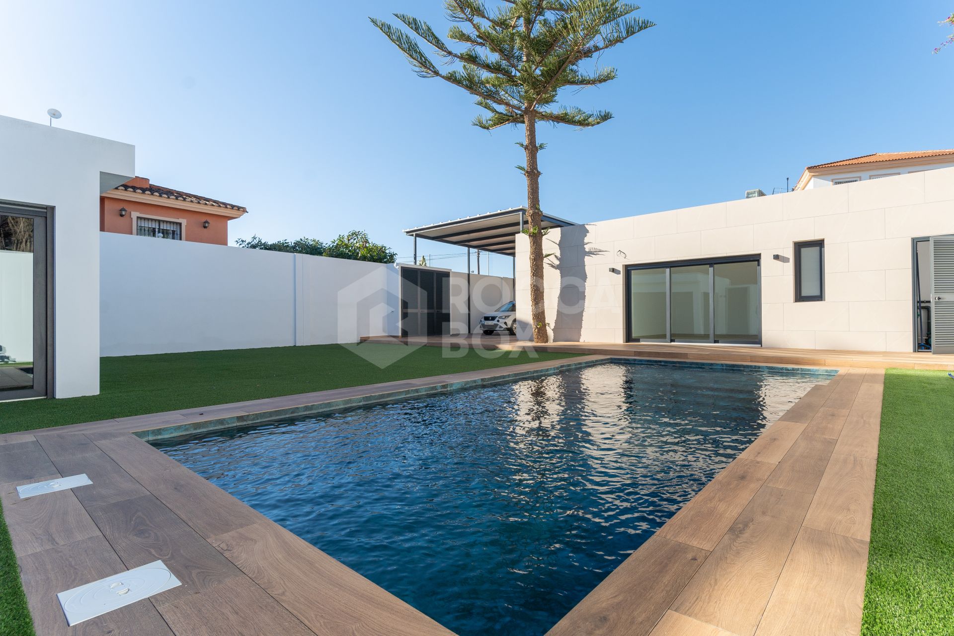 Villa for sale in El Coto, Mijas Costa