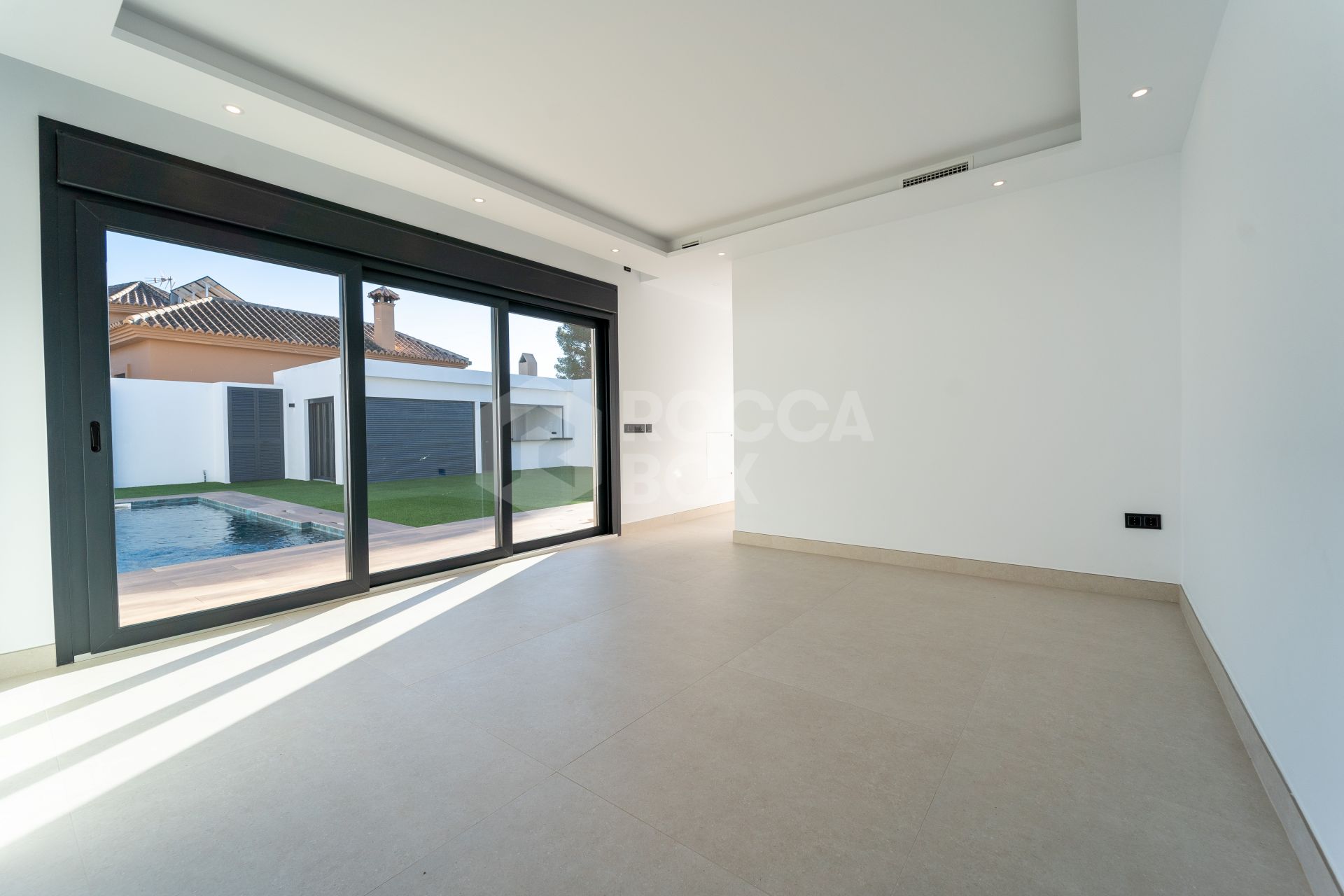 Villa for sale in El Coto, Mijas Costa