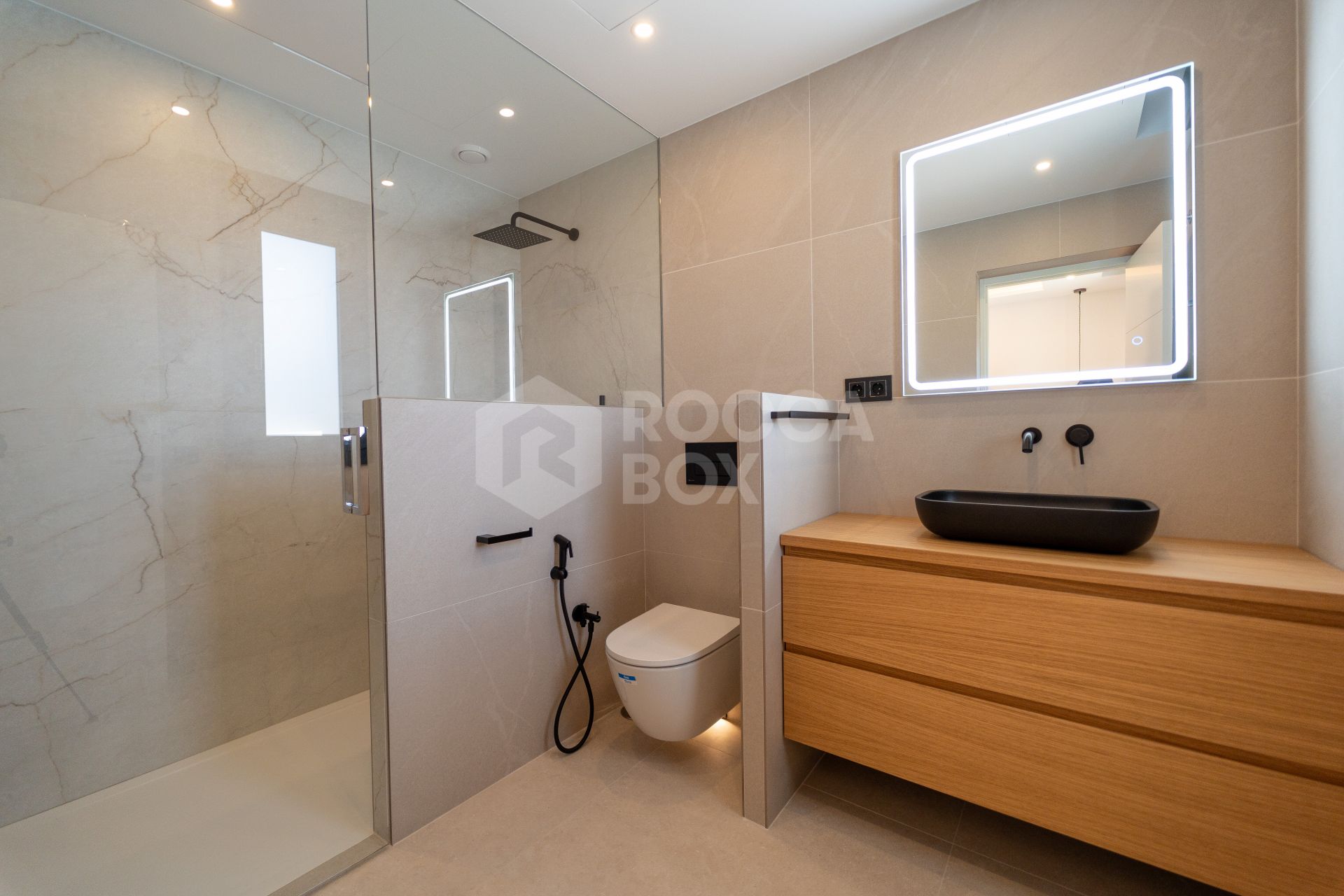Villa for sale in El Coto, Mijas Costa