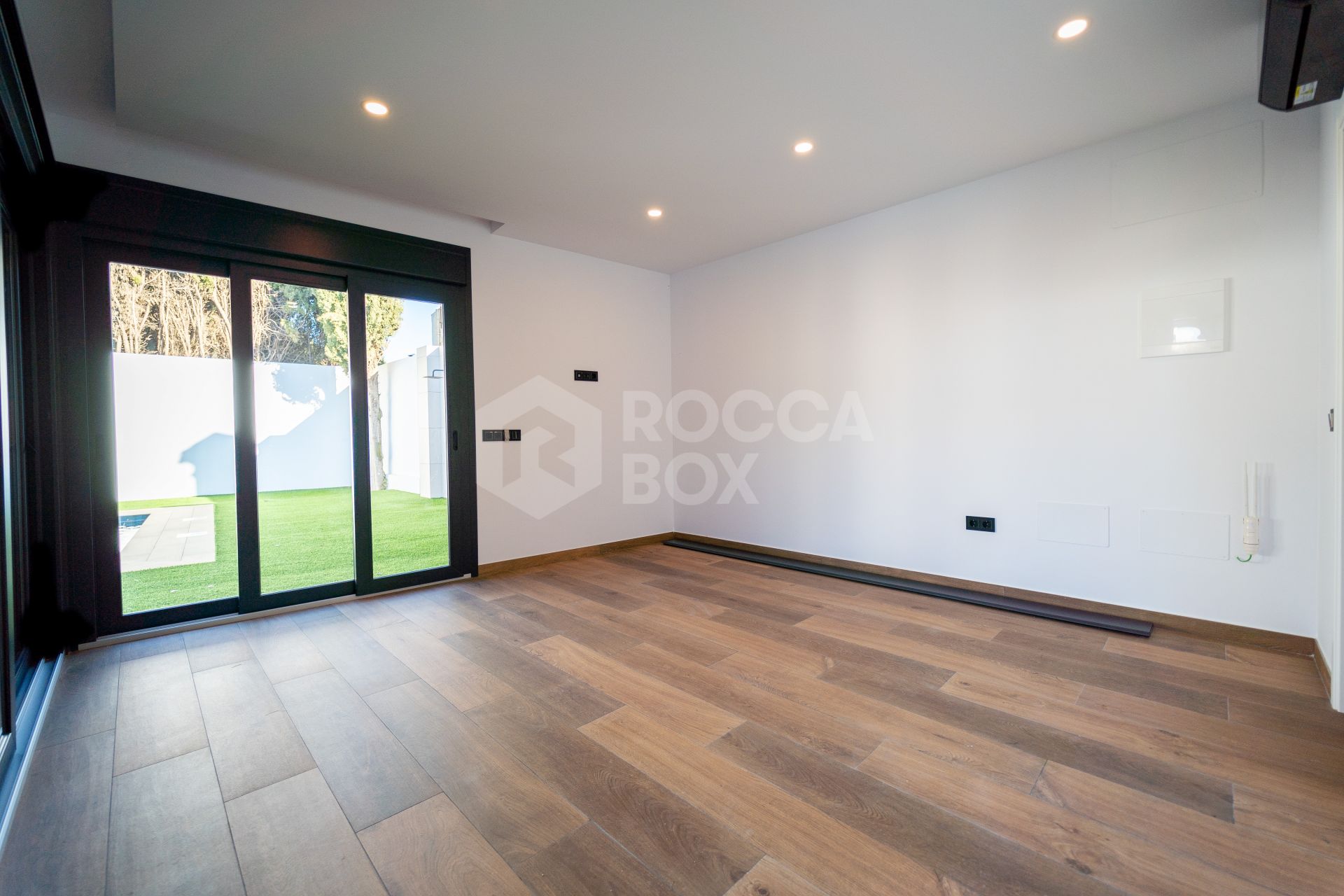 Villa for sale in El Coto, Mijas Costa