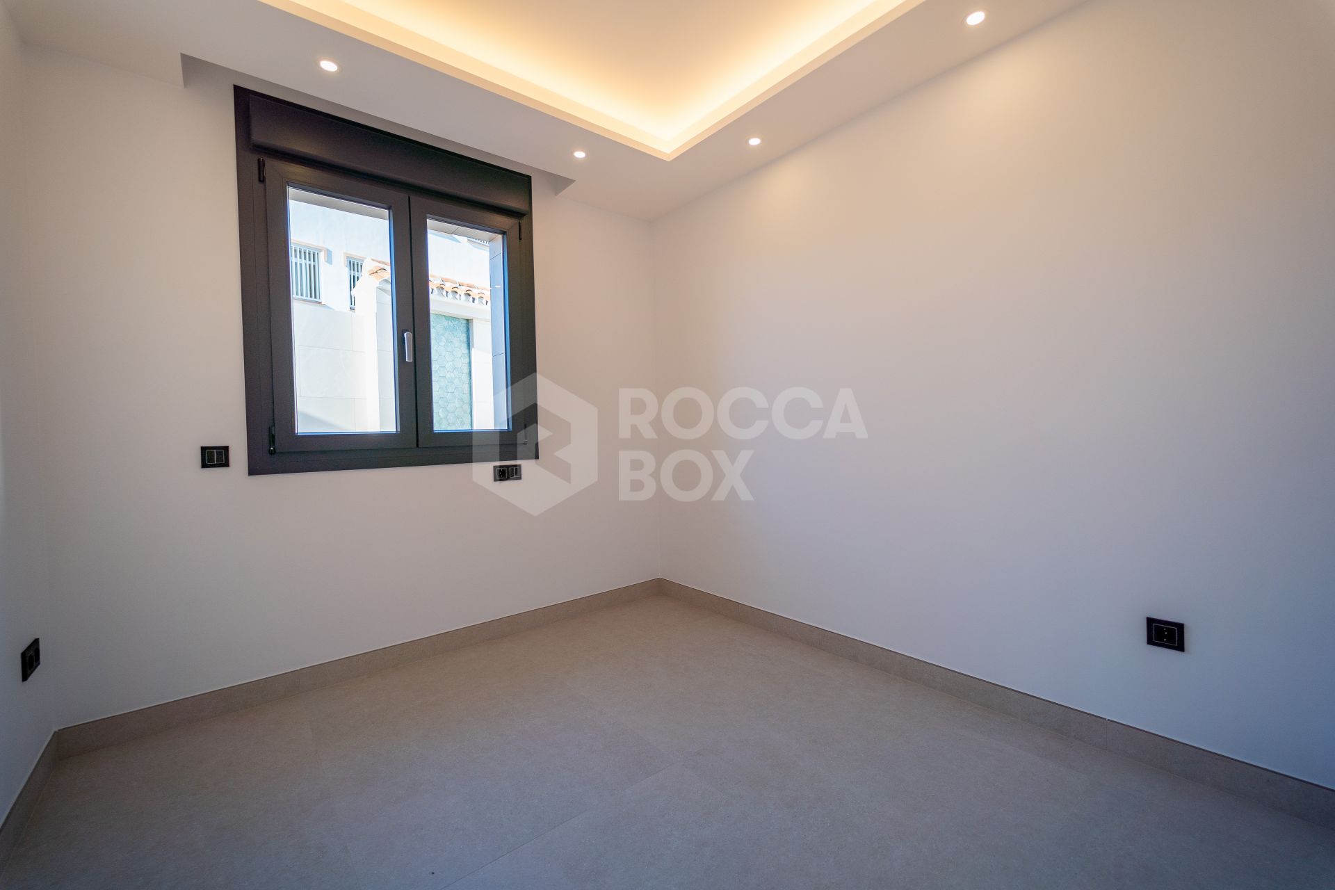 Villa for sale in El Coto, Mijas Costa
