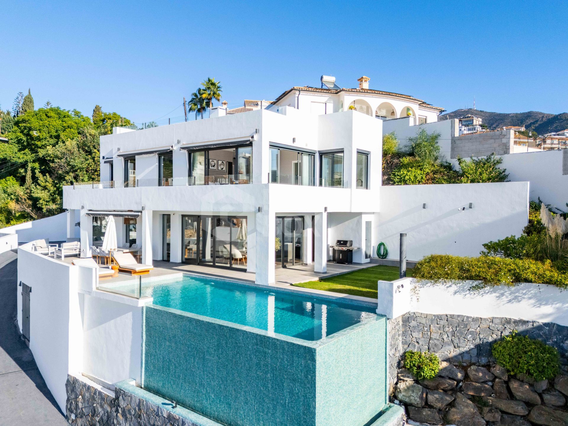 Luxury Villa Evellen with Panoramic Sea Views in Fuengirola, Malaga