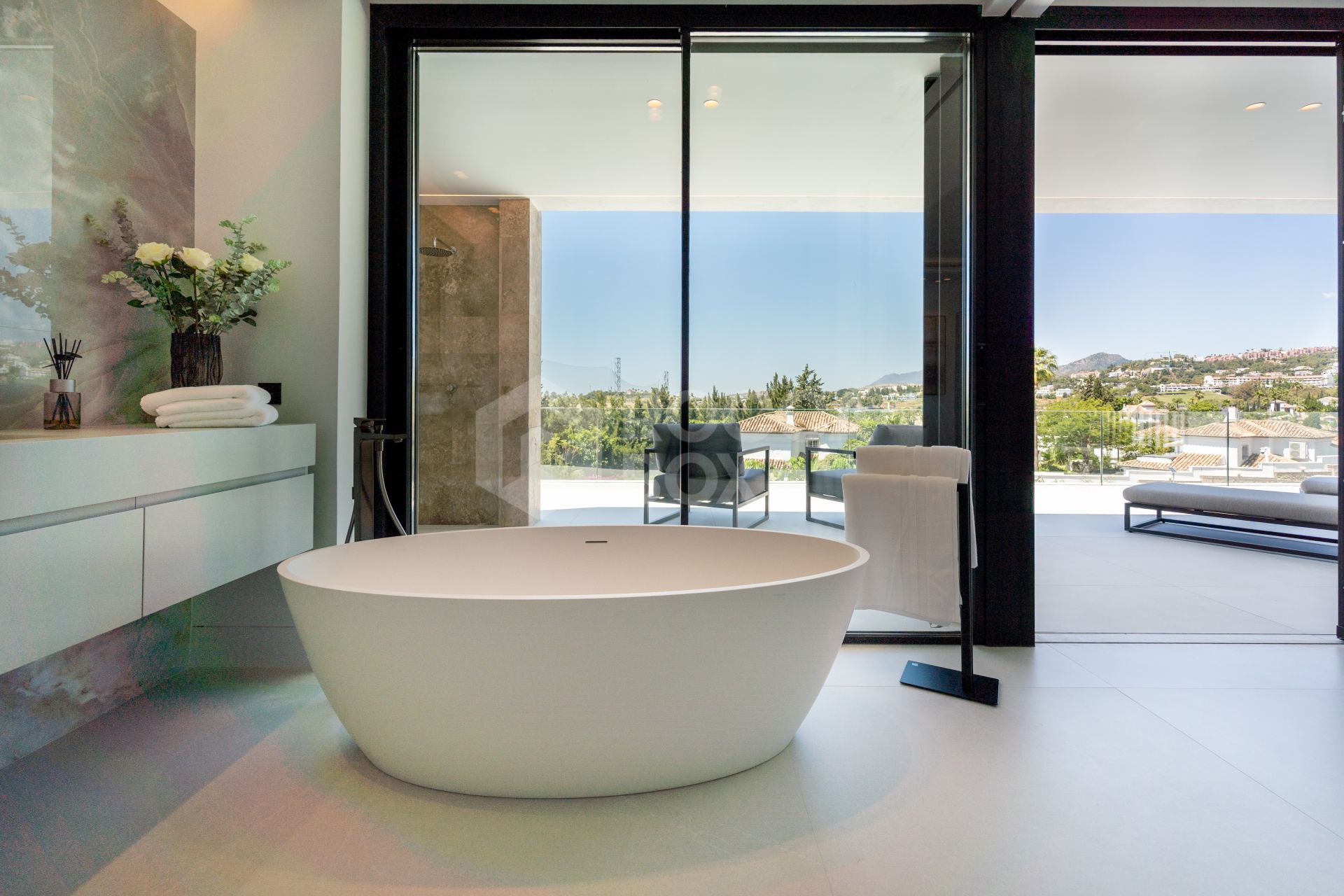 Villa for sale in Nueva Andalucia, Marbella (All)