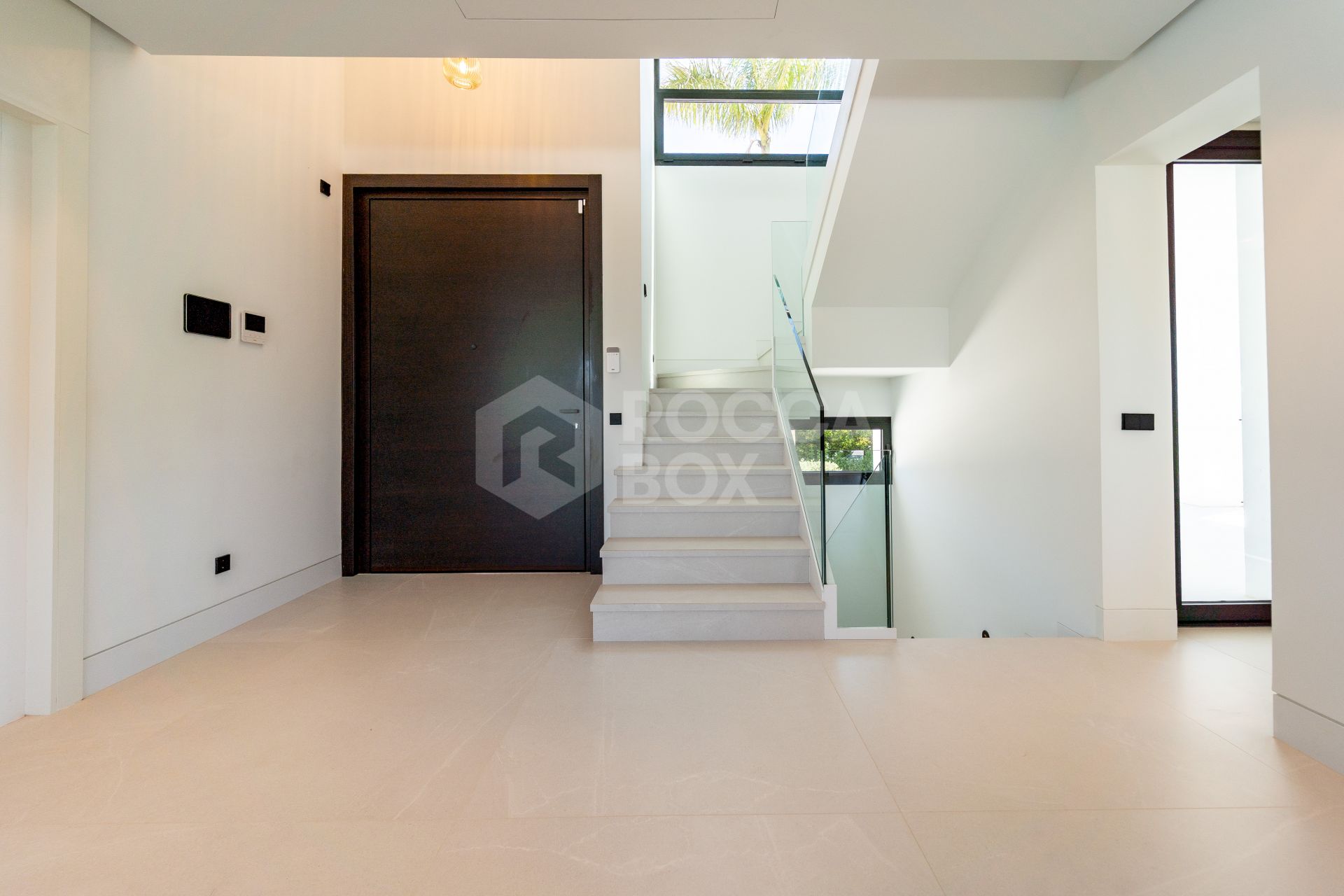 Villa for sale in Nueva Andalucia, Marbella (All)