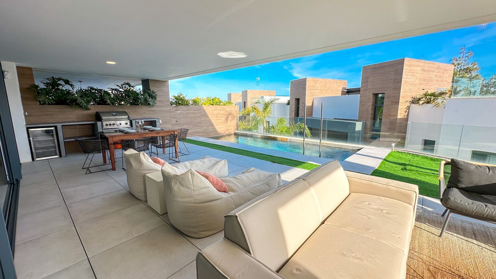 Apartamento Planta Baja en Cabopino, Marbella