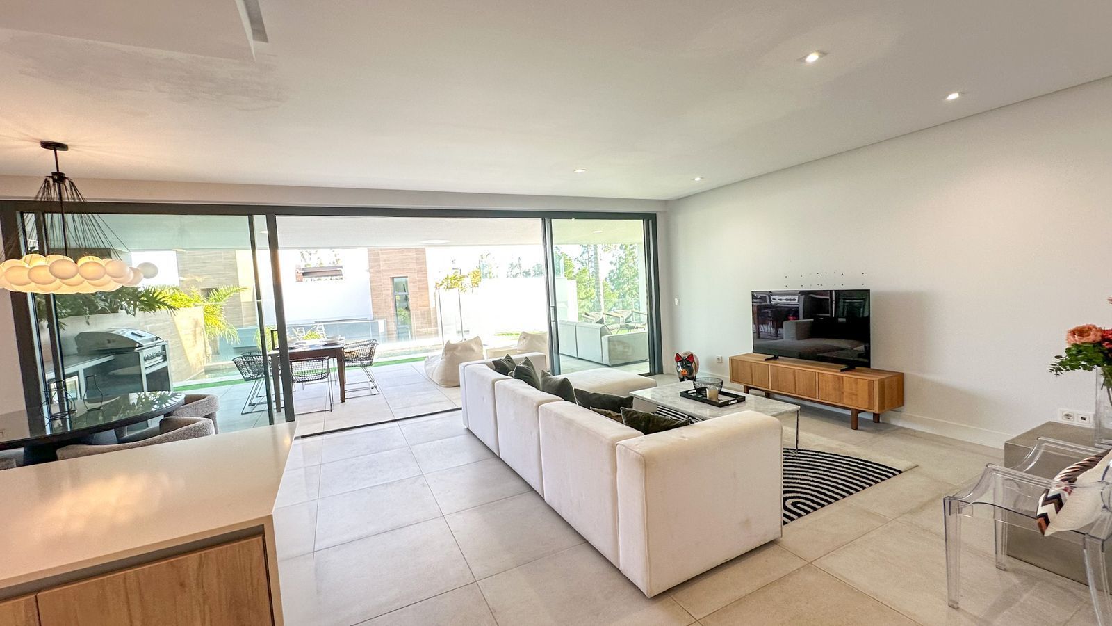 Apartamento Planta Baja en Cabopino, Marbella