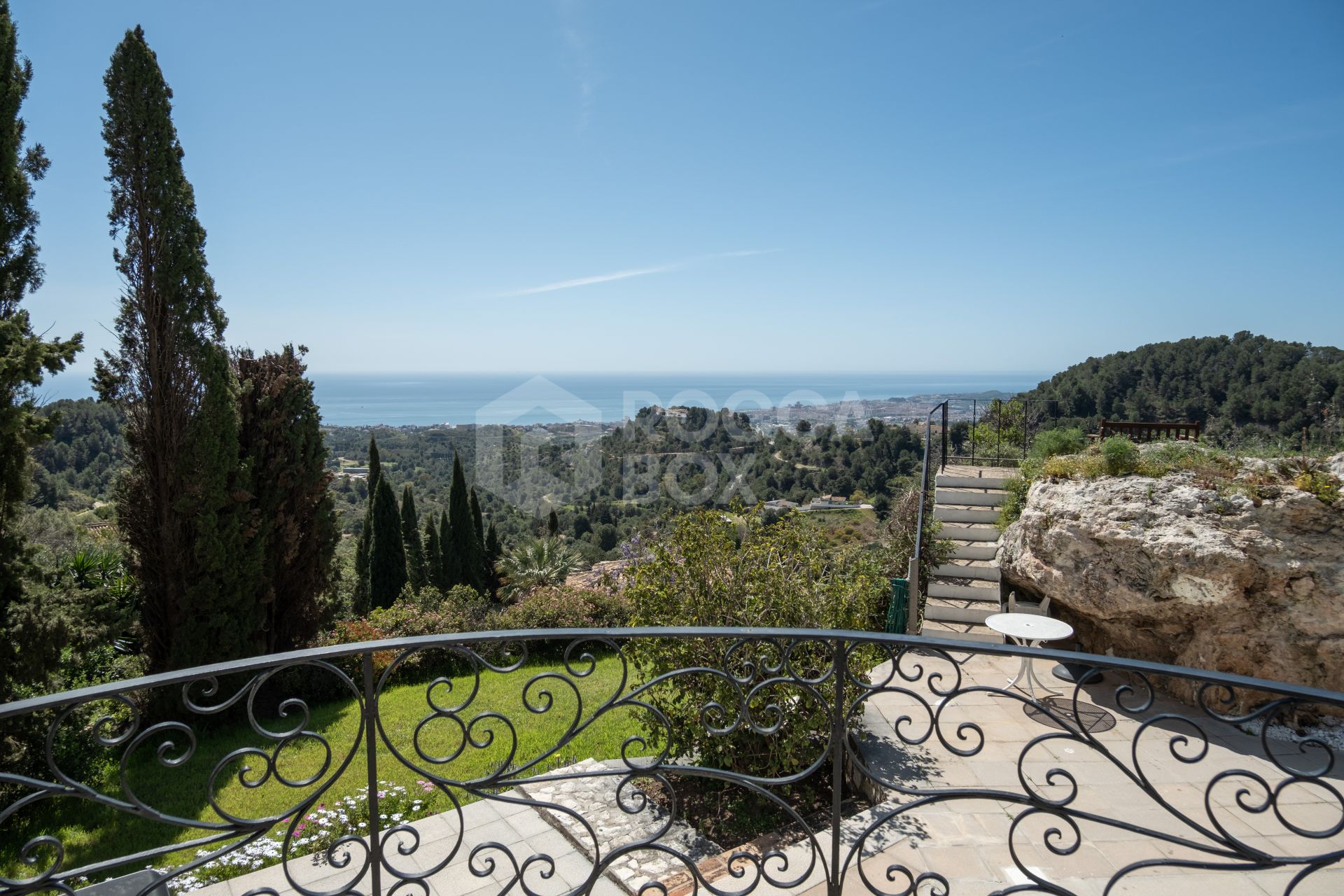 Villa for sale in Mijas