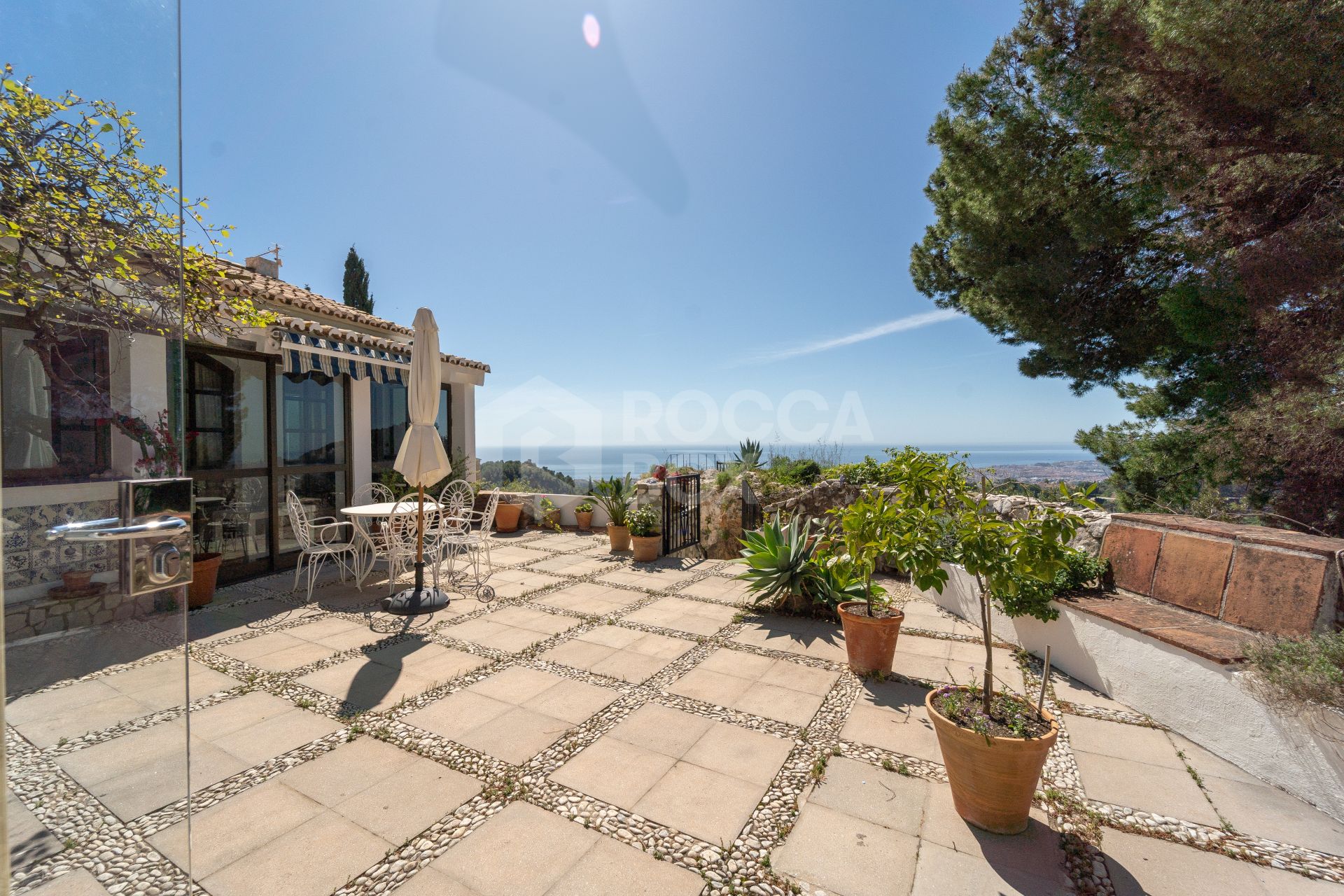 Villa for sale in Mijas