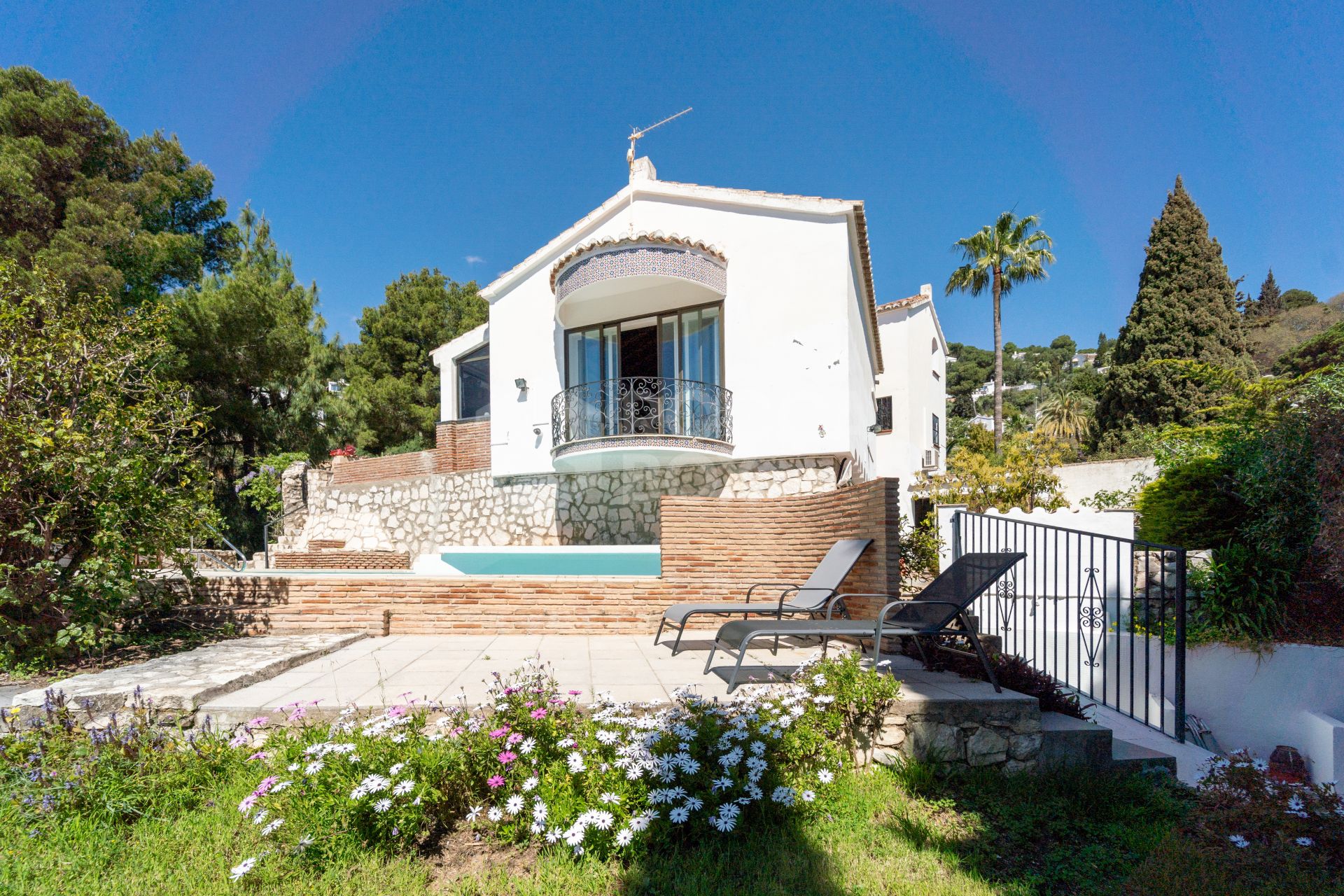 Villa for sale in Mijas