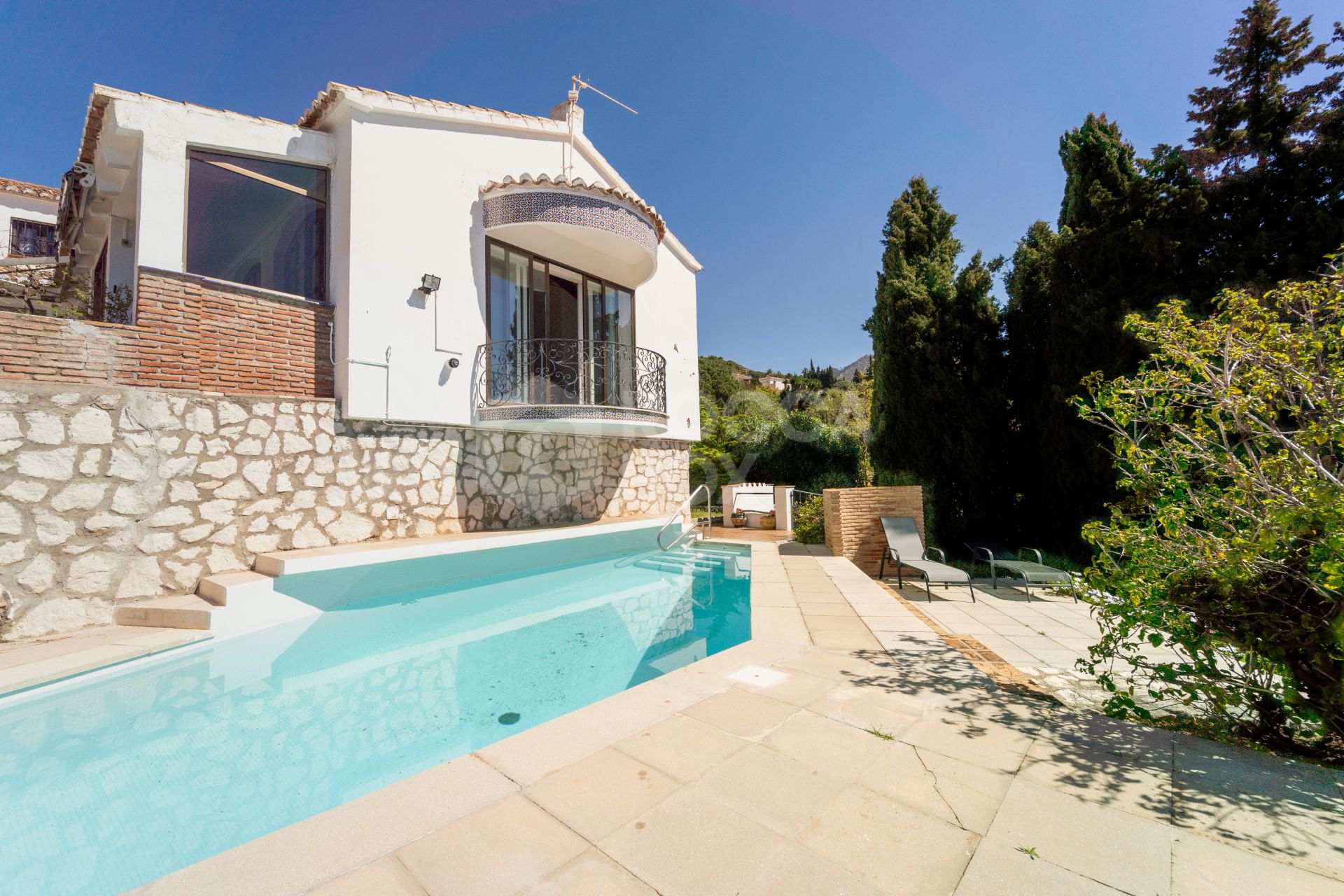 Villa for sale in Mijas