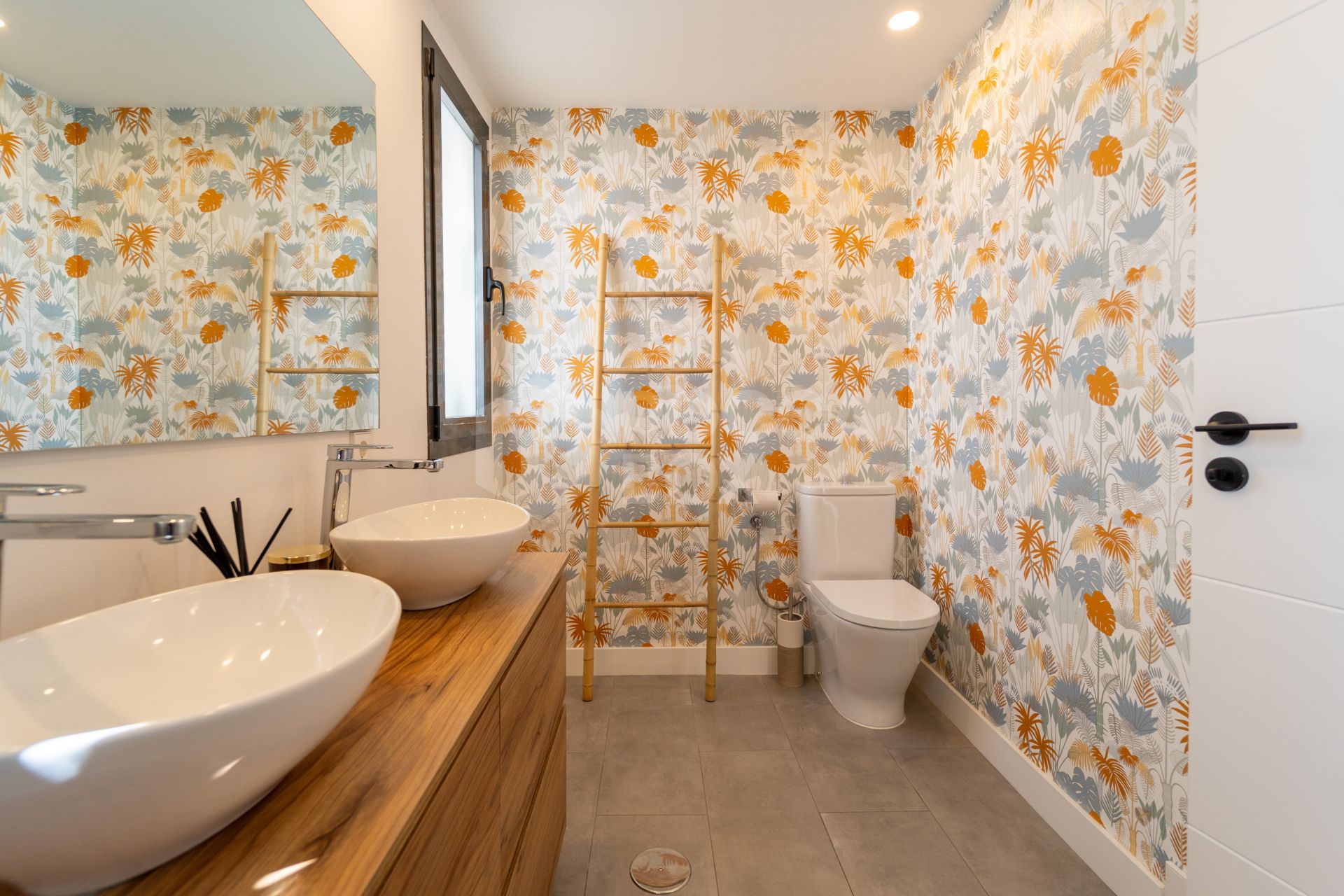 Duplex Penthouse for sale in La Resina Golf, Estepona East