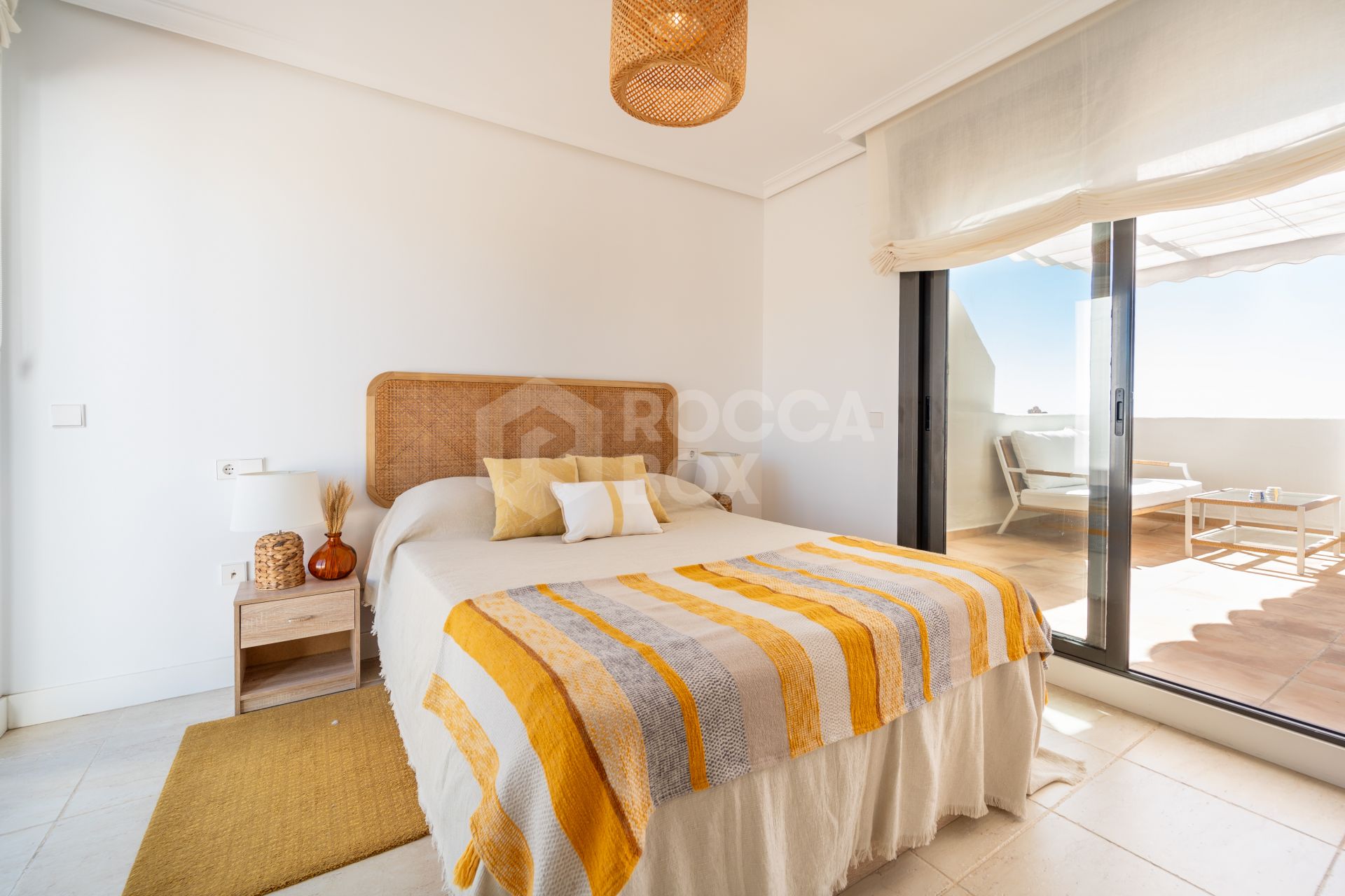 Duplex Penthouse for sale in La Resina Golf, Estepona East