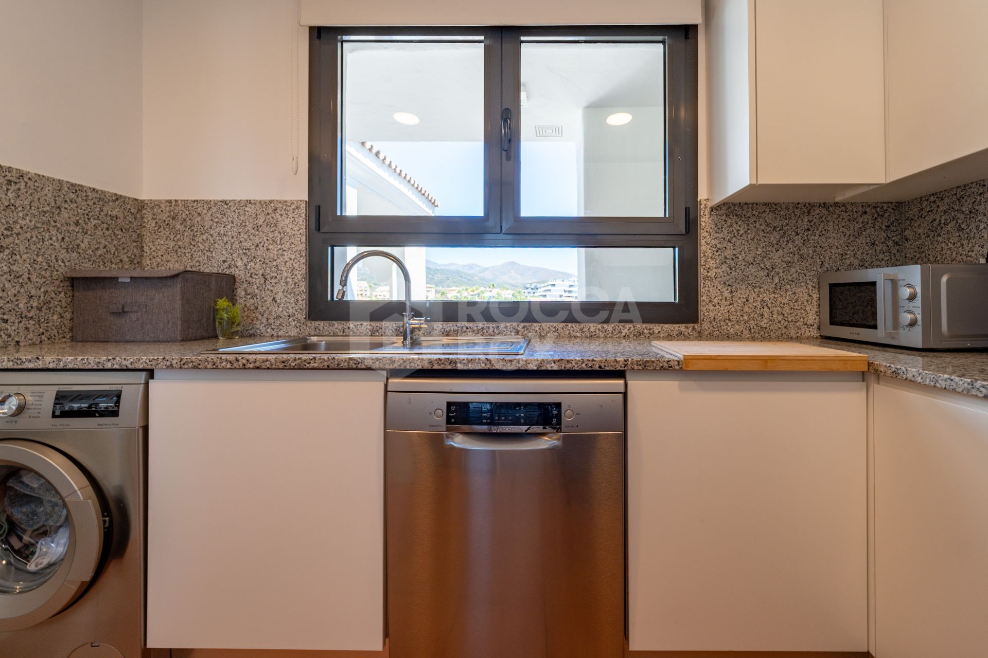 Duplex Penthouse for sale in La Resina Golf, Estepona East