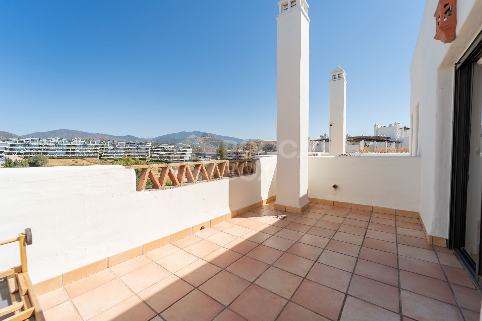 Duplex Penthouse for sale in La Resina Golf, Estepona East