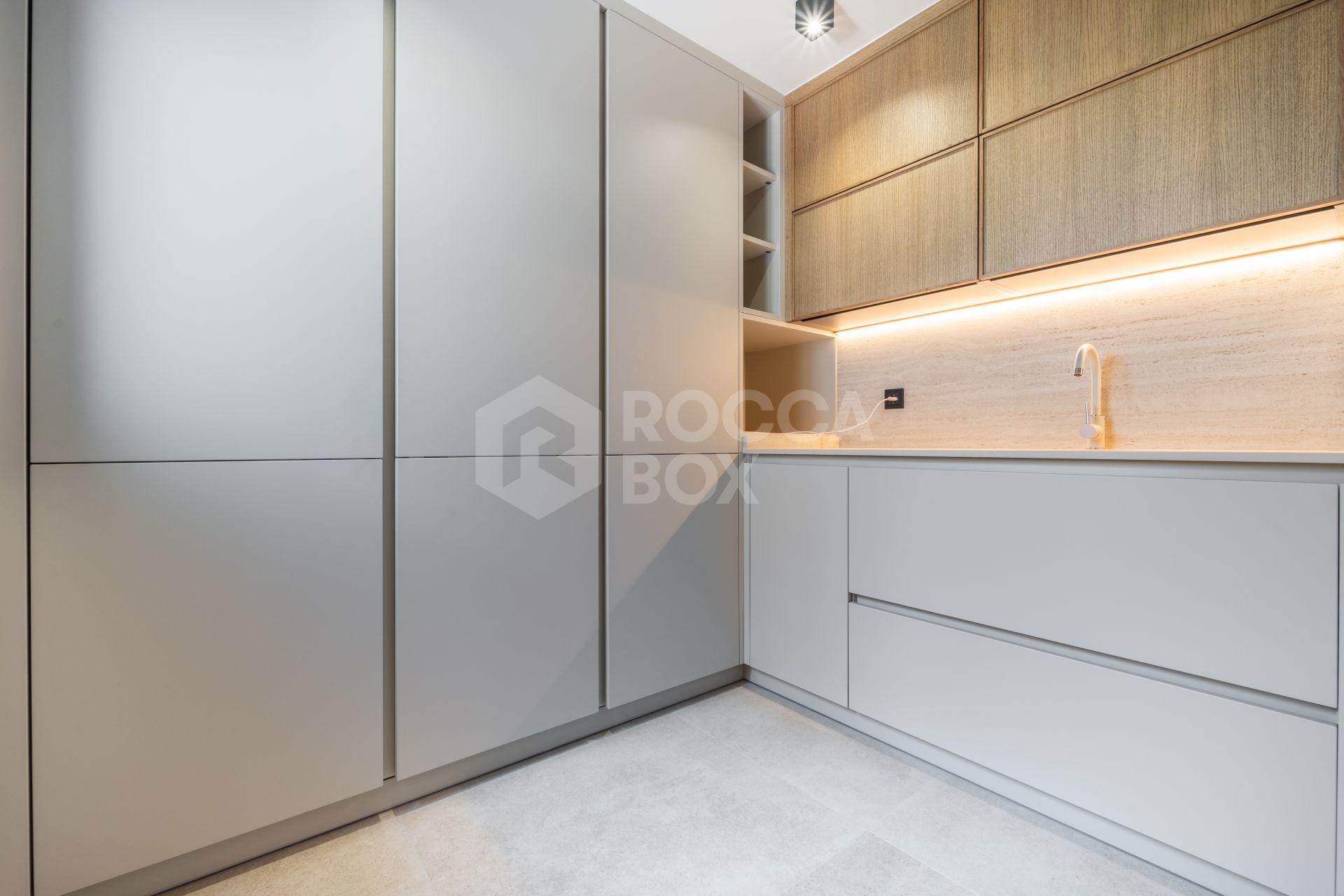 Fully Renovated Luxury Villa ideally located within a short walk to La Cala centre , Beach & Golf