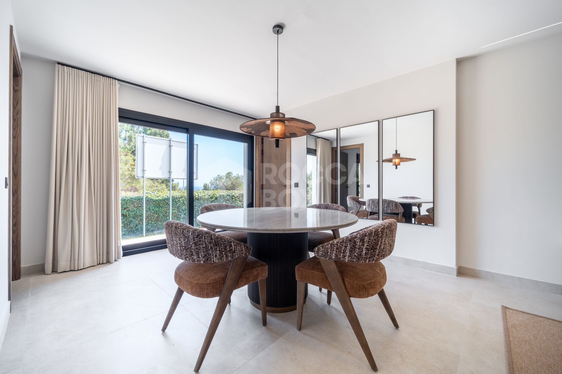 Fully Renovated Luxury Villa ideally located within a short walk to La Cala centre , Beach & Golf