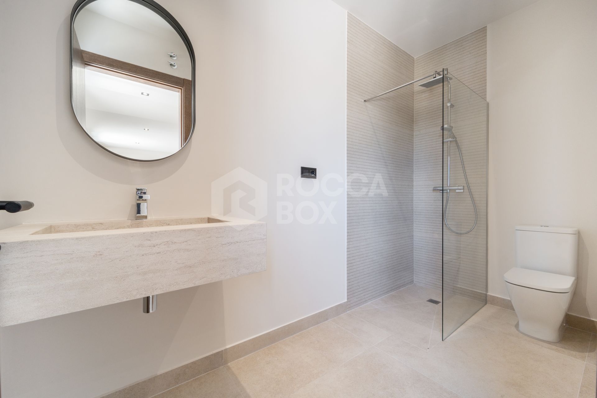 Fully Renovated Luxury Villa ideally located within a short walk to La Cala centre , Beach & Golf