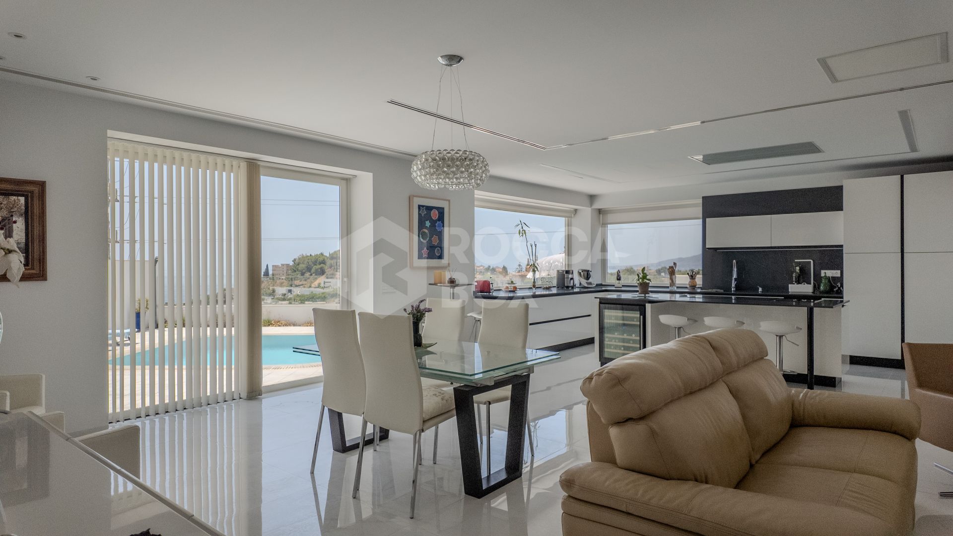 Exquisite Luxury Villa with Panoramic Sea and Mountain Views in Pedregalejo, Malaga