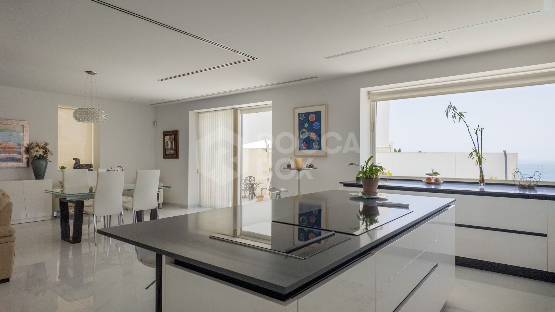 Exquisite Luxury Villa with Panoramic Sea and Mountain Views in Pedregalejo, Malaga