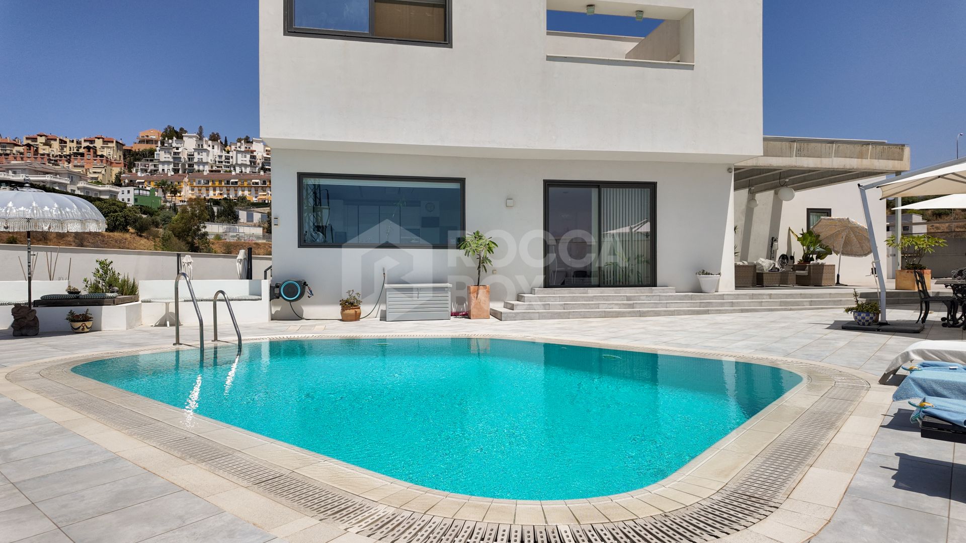 Exquisite Luxury Villa with Panoramic Sea and Mountain Views in Pedregalejo, Malaga