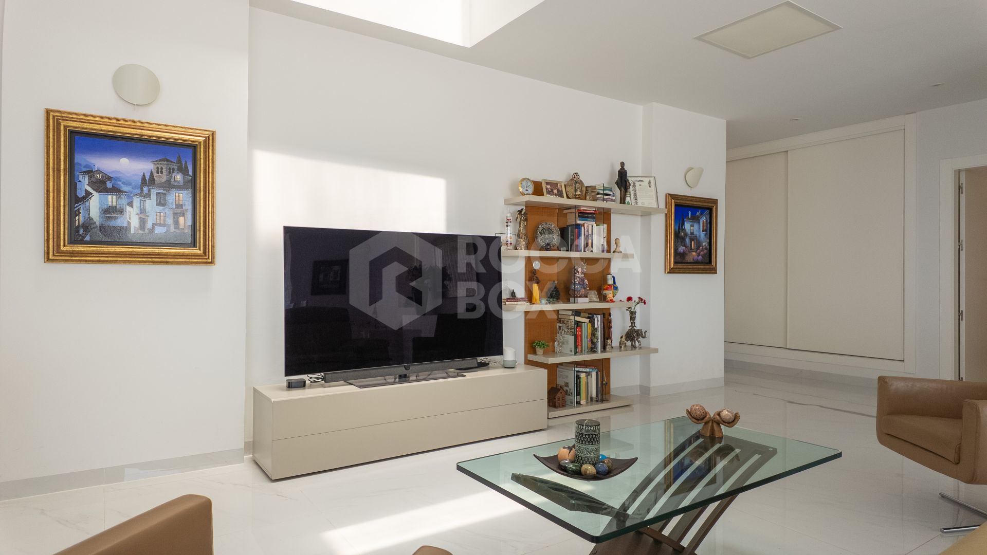 Exquisite Luxury Villa with Panoramic Sea and Mountain Views in Pedregalejo, Malaga