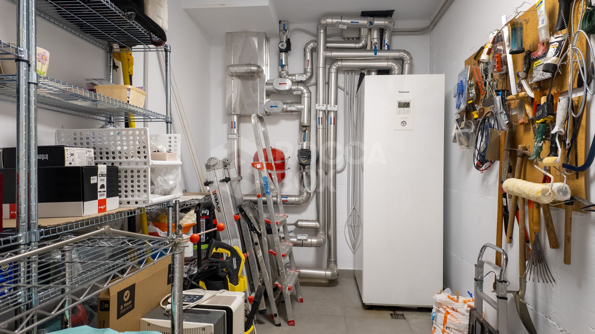 Exquisite Luxury Villa with Panoramic Sea and Mountain Views in Pedregalejo, Malaga