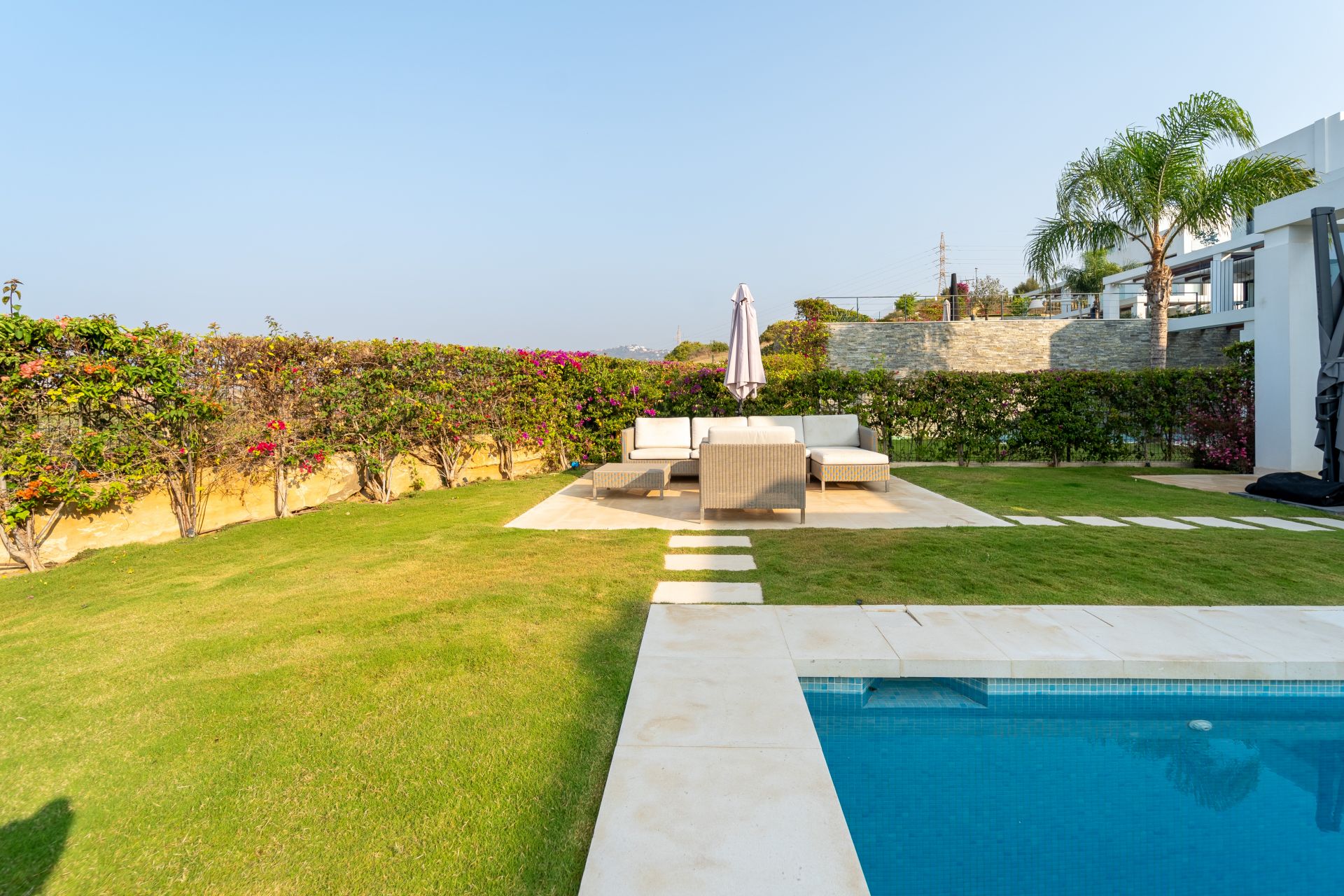 Semi Detached Villa in Cabopino, Marbella