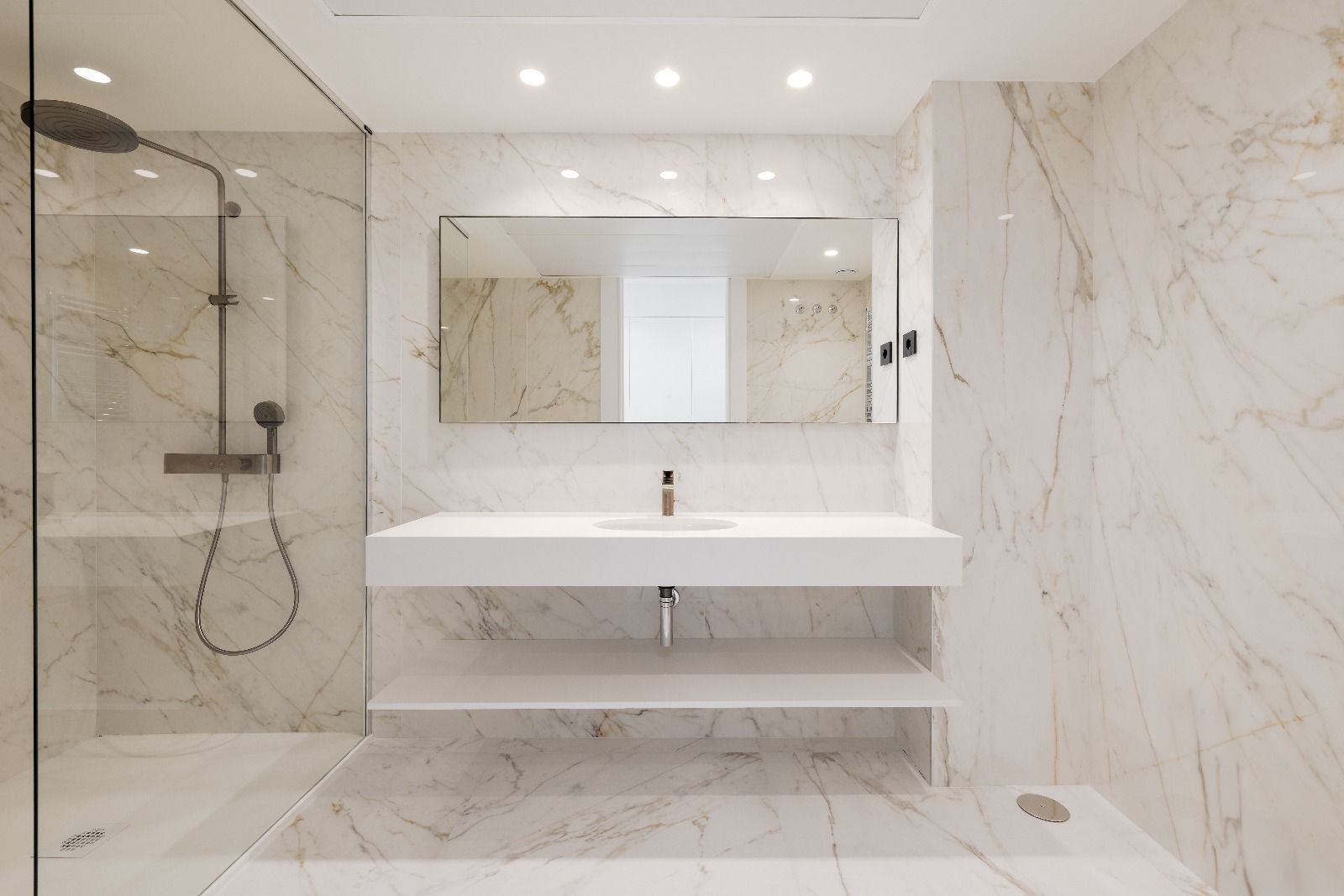 Penthouse in Estepona East, Estepona