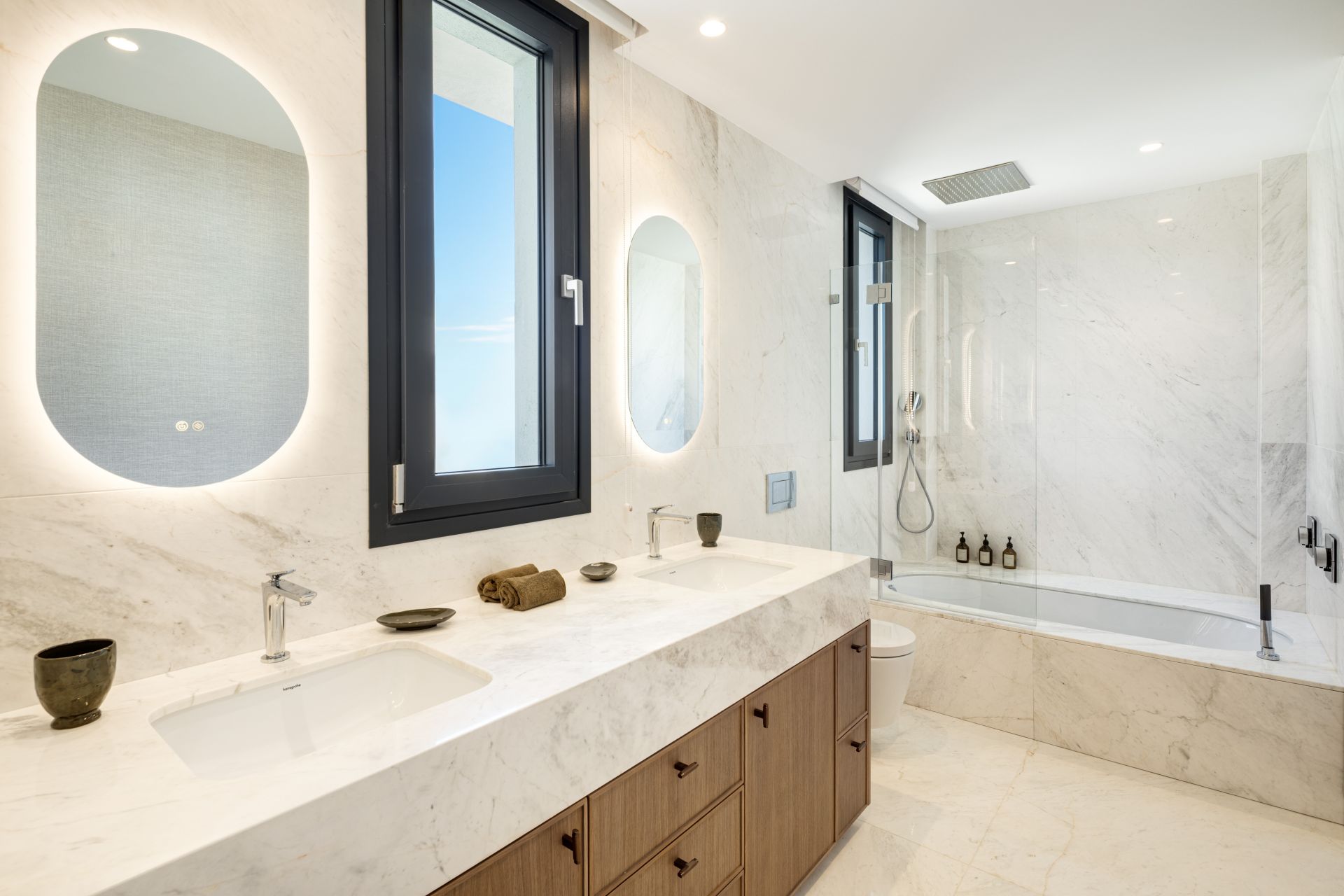 Villa in Elviria, Marbella