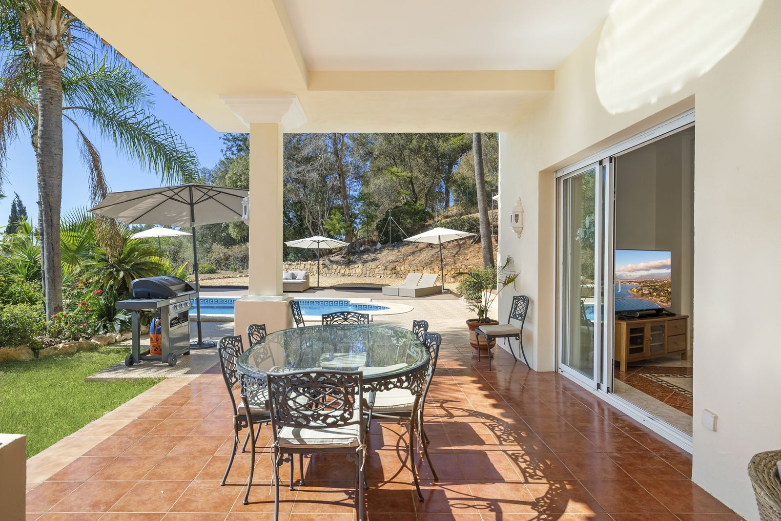 Villa en Hacienda las Chapas, Marbella