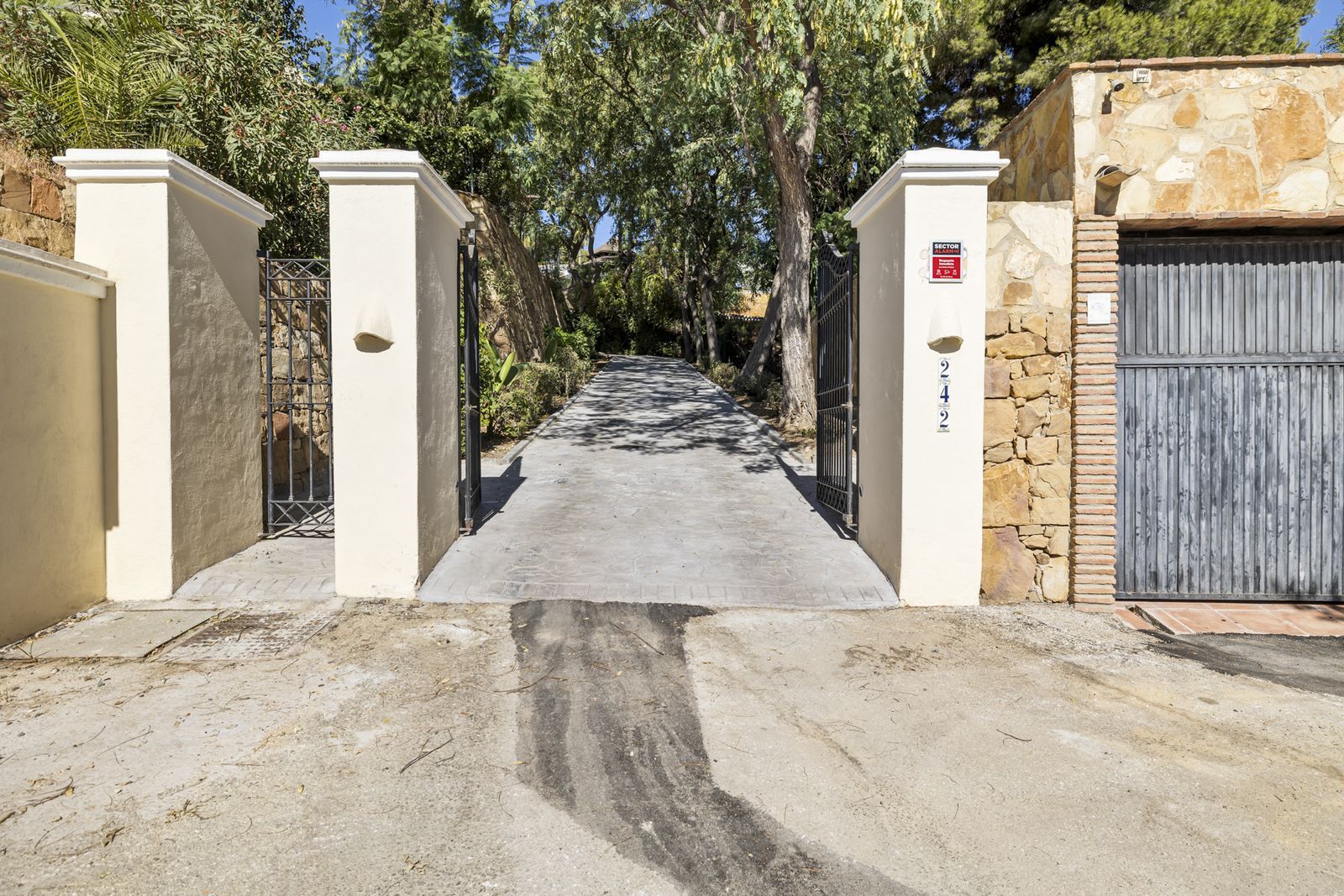 Villa en Hacienda las Chapas, Marbella