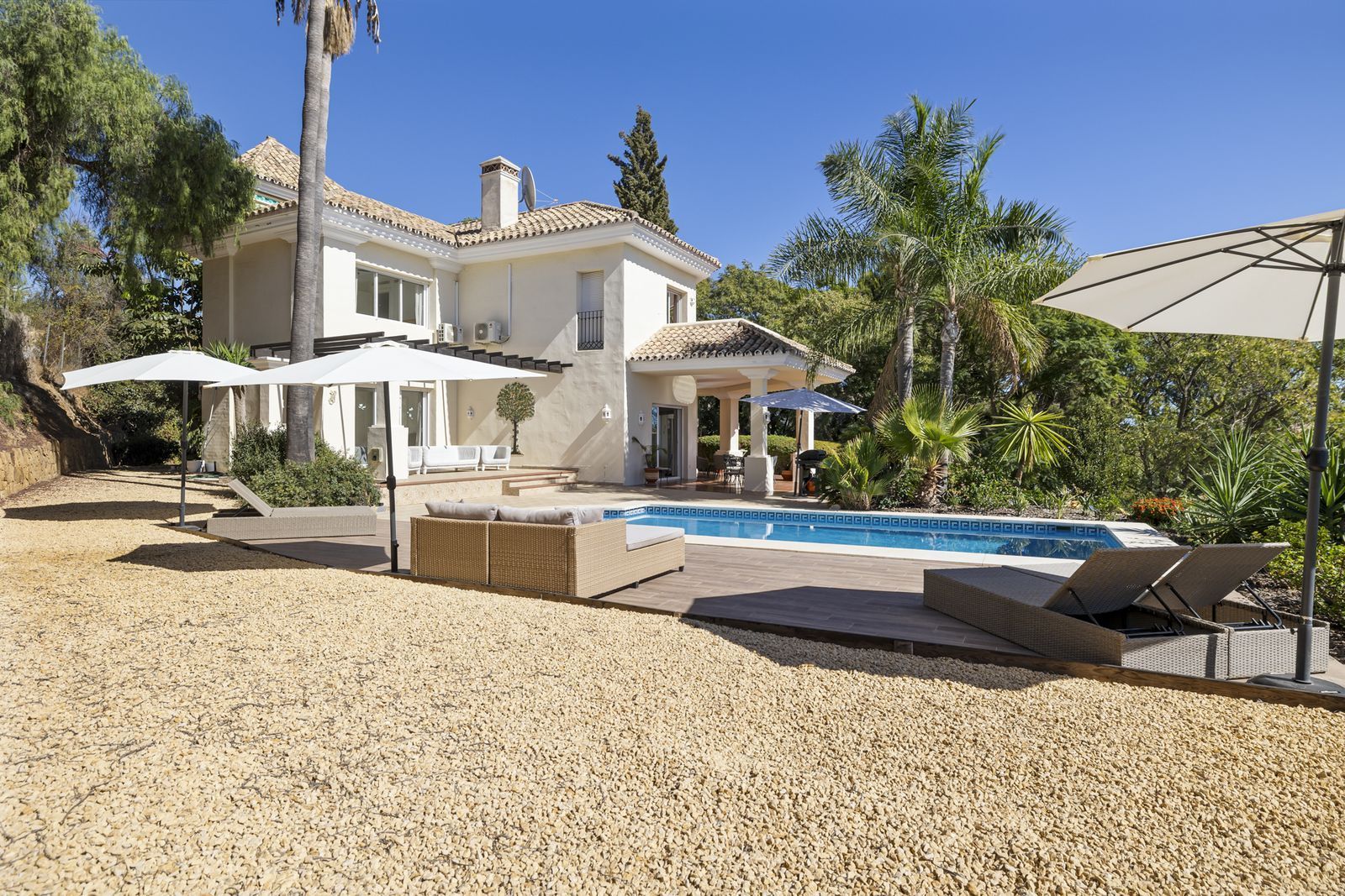 Villa en Hacienda las Chapas, Marbella