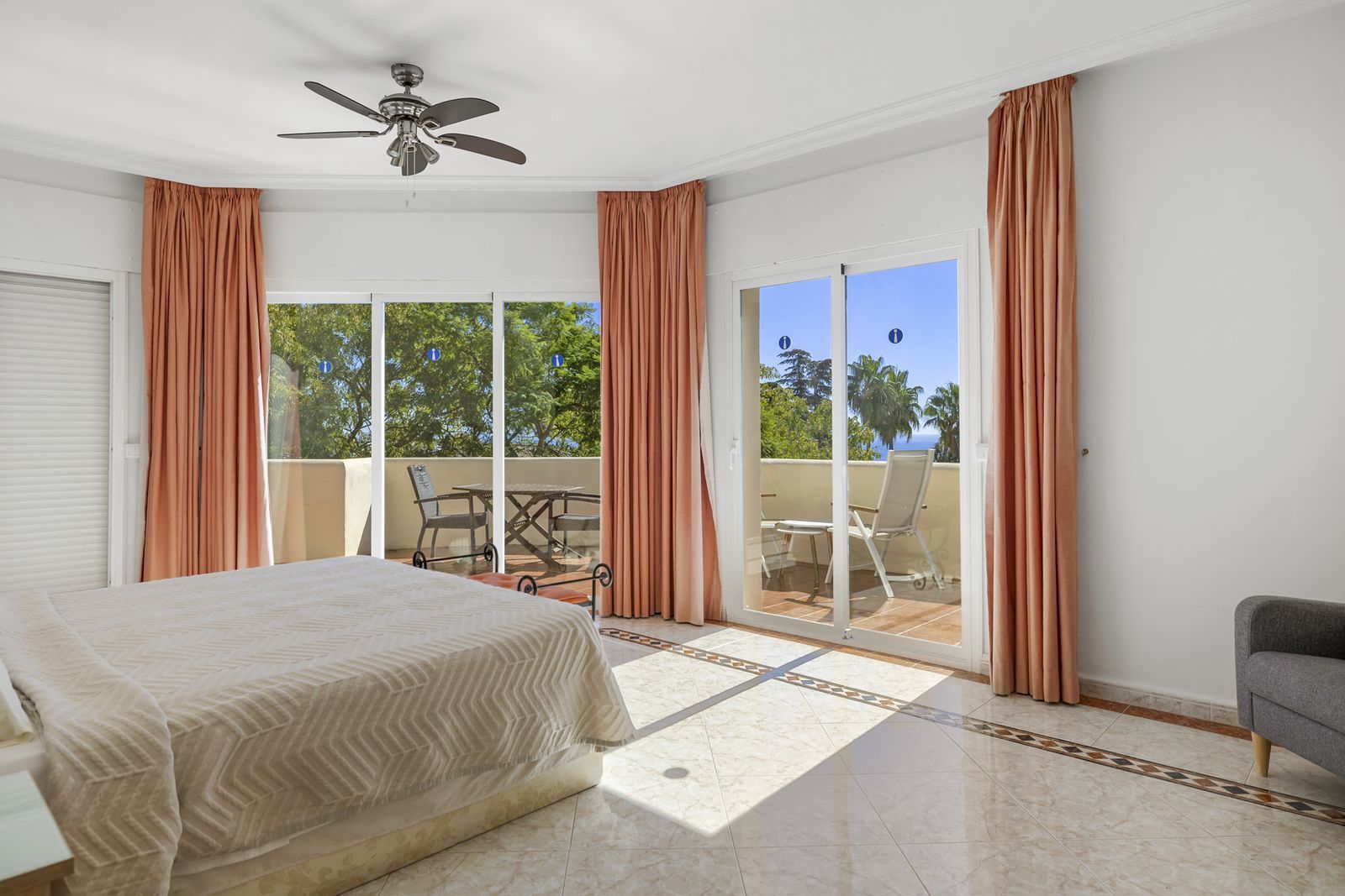 Villa en Hacienda las Chapas, Marbella