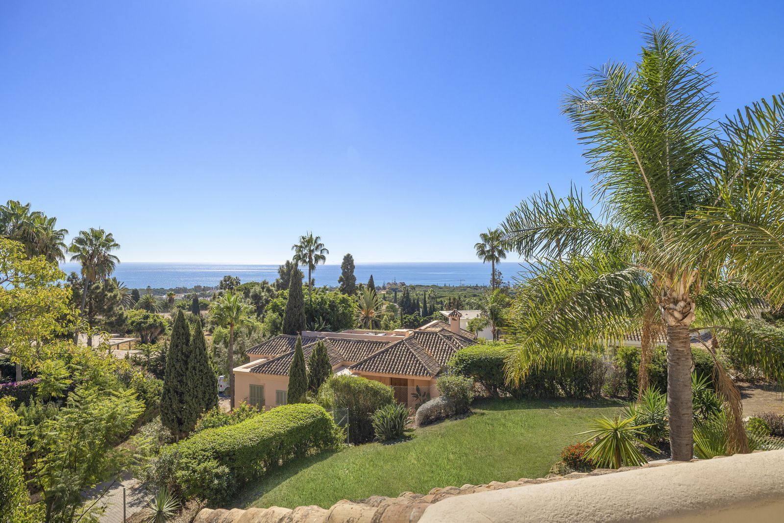 Villa en Hacienda las Chapas, Marbella