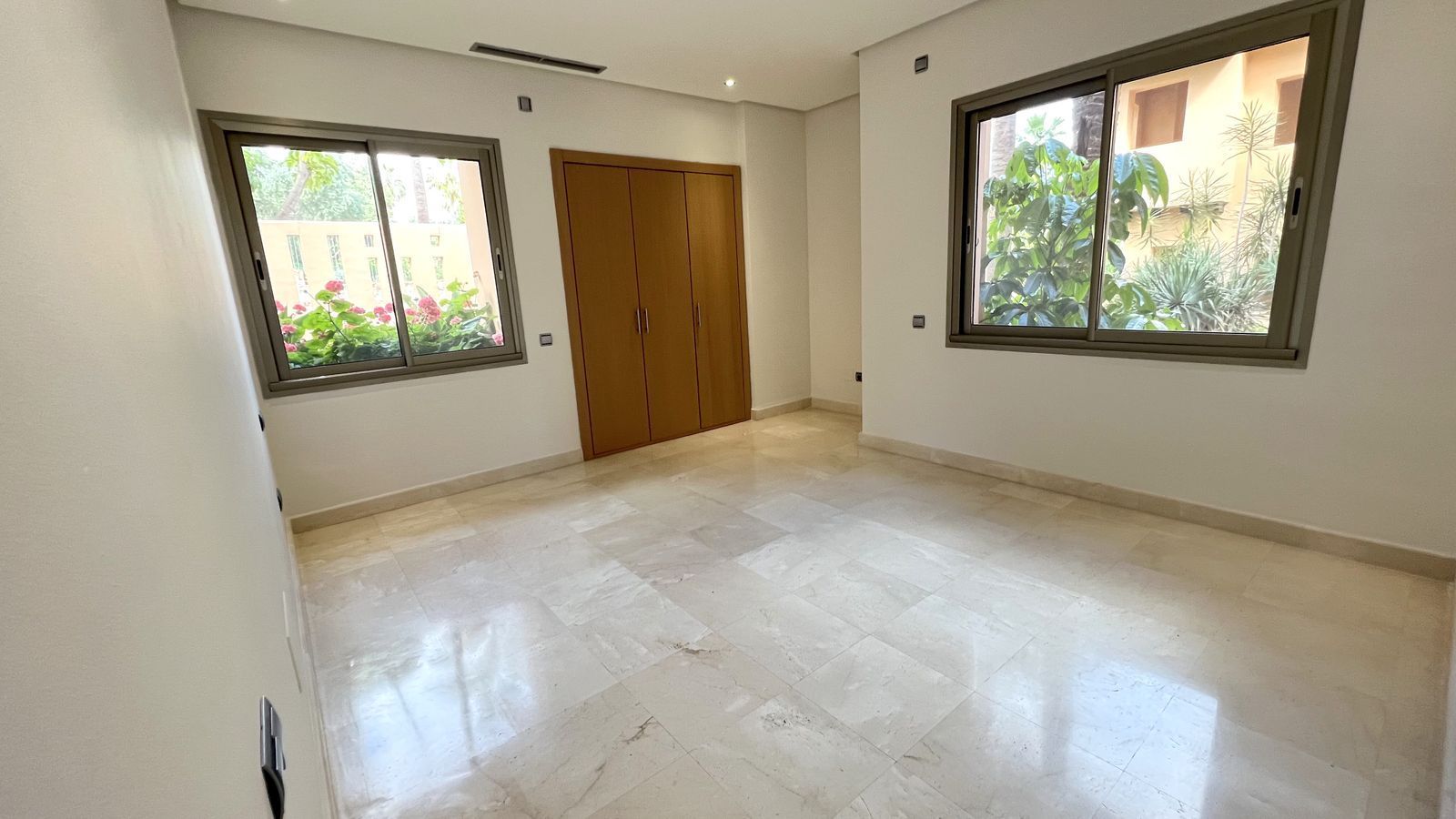 Apartamento Planta Baja en Sierra Blanca, Marbella