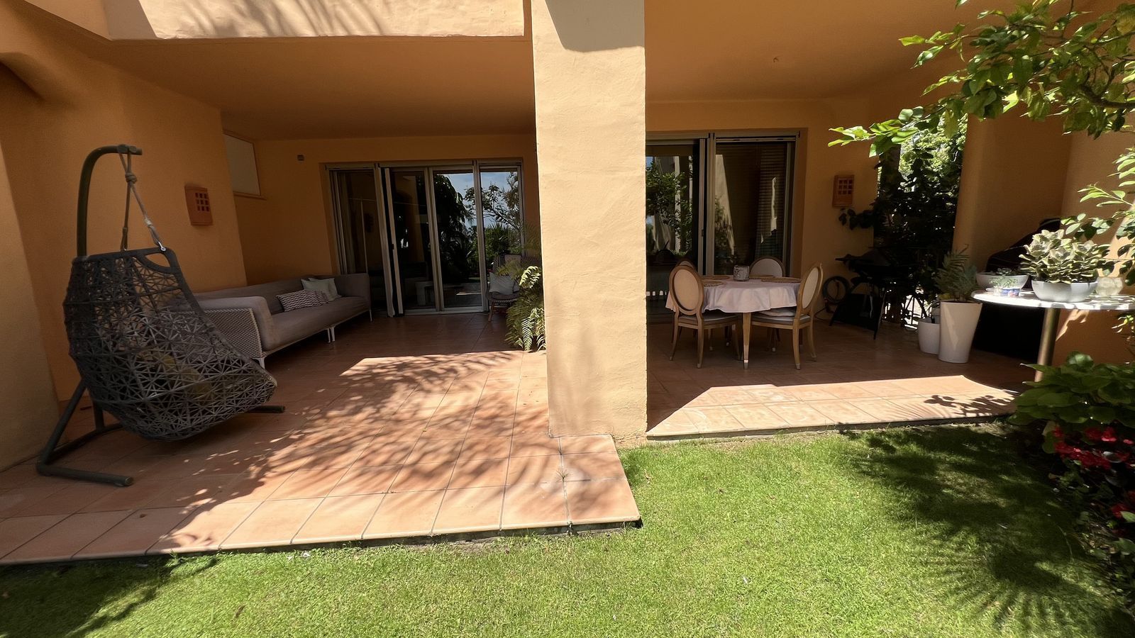 Apartamento Planta Baja en Sierra Blanca, Marbella