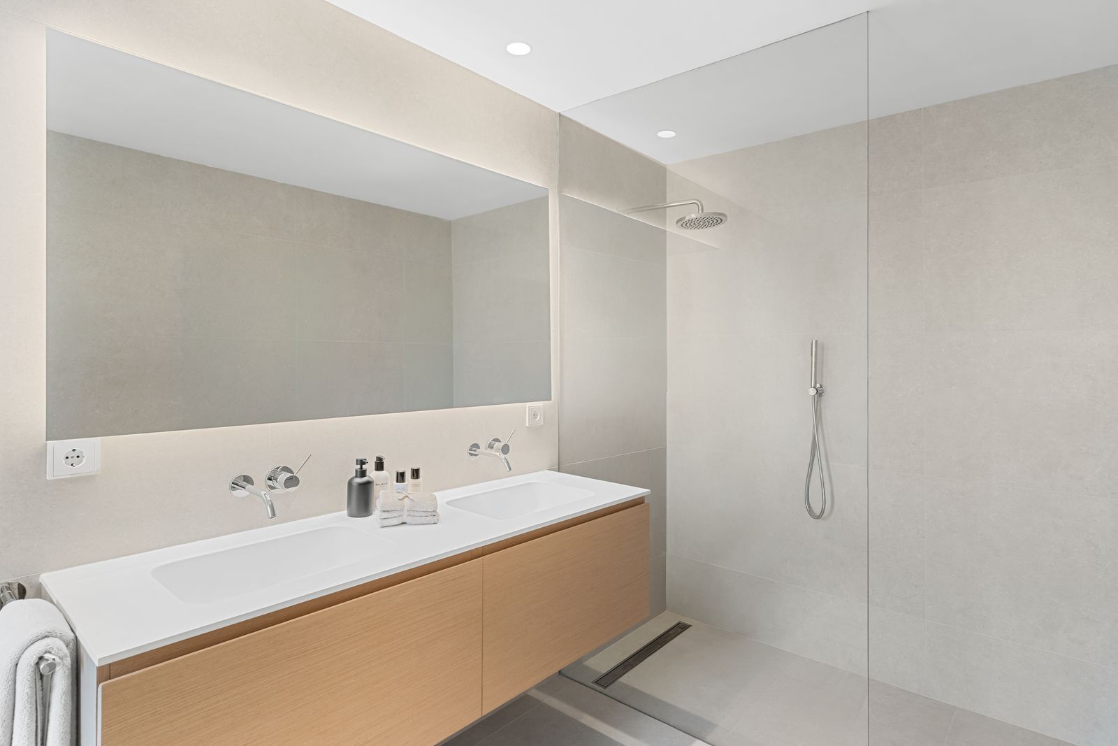 Apartment in Real de La Quinta, Benahavis