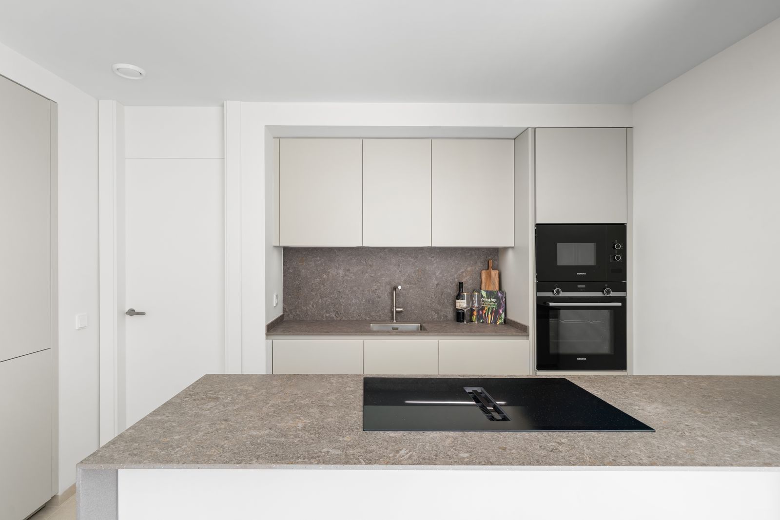 Apartment in Real de La Quinta, Benahavis