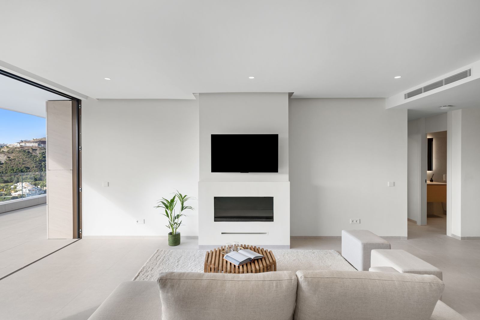 Apartment in Real de La Quinta, Benahavis