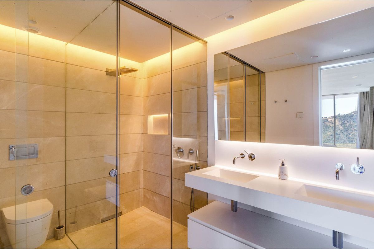 Apartment in Palo Alto, Ojen