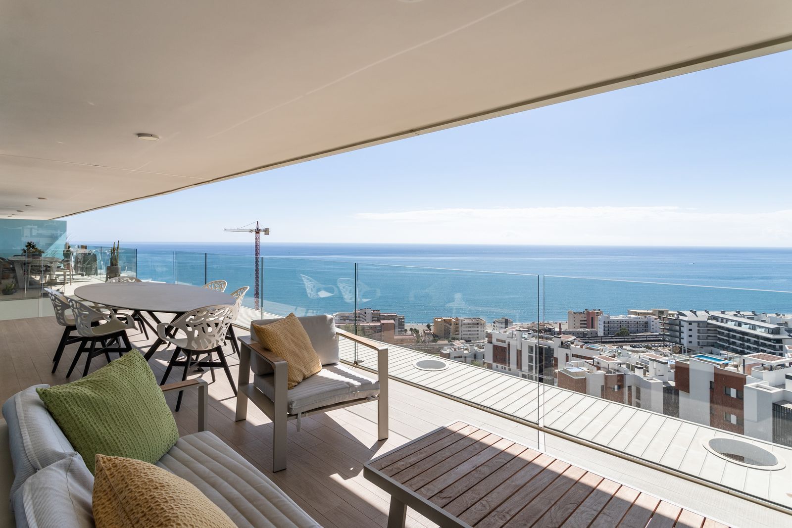 Apartment in El Higueron, Fuengirola