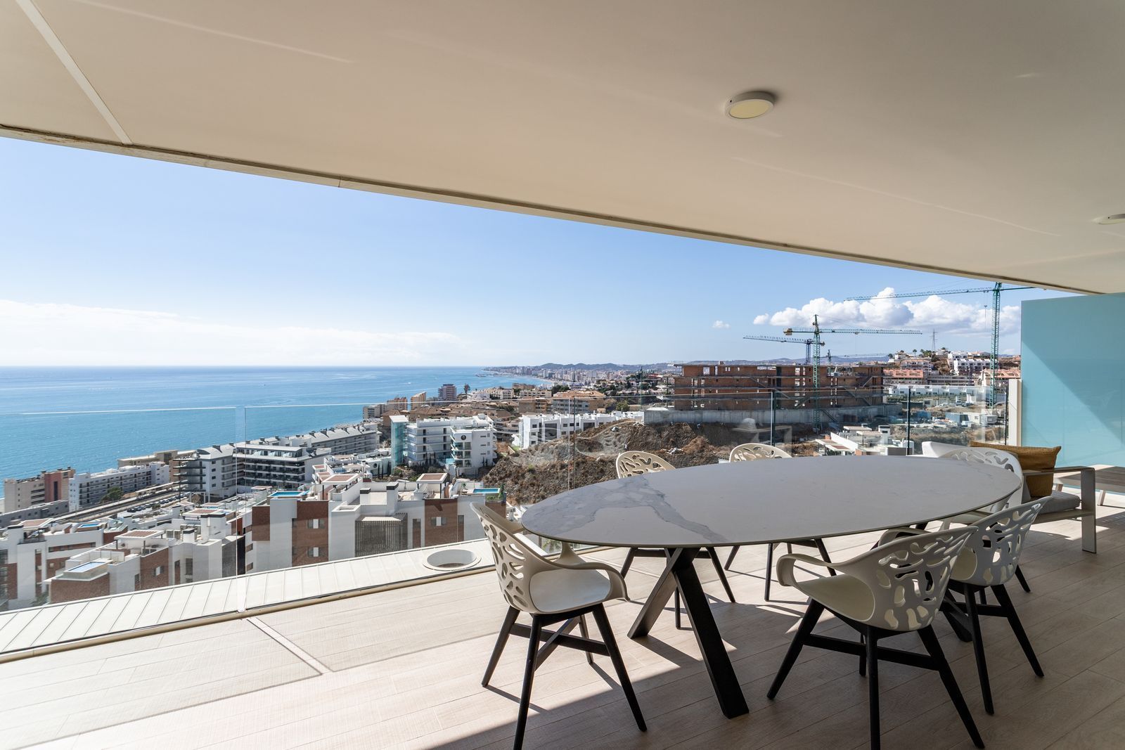 Apartment in El Higueron, Fuengirola